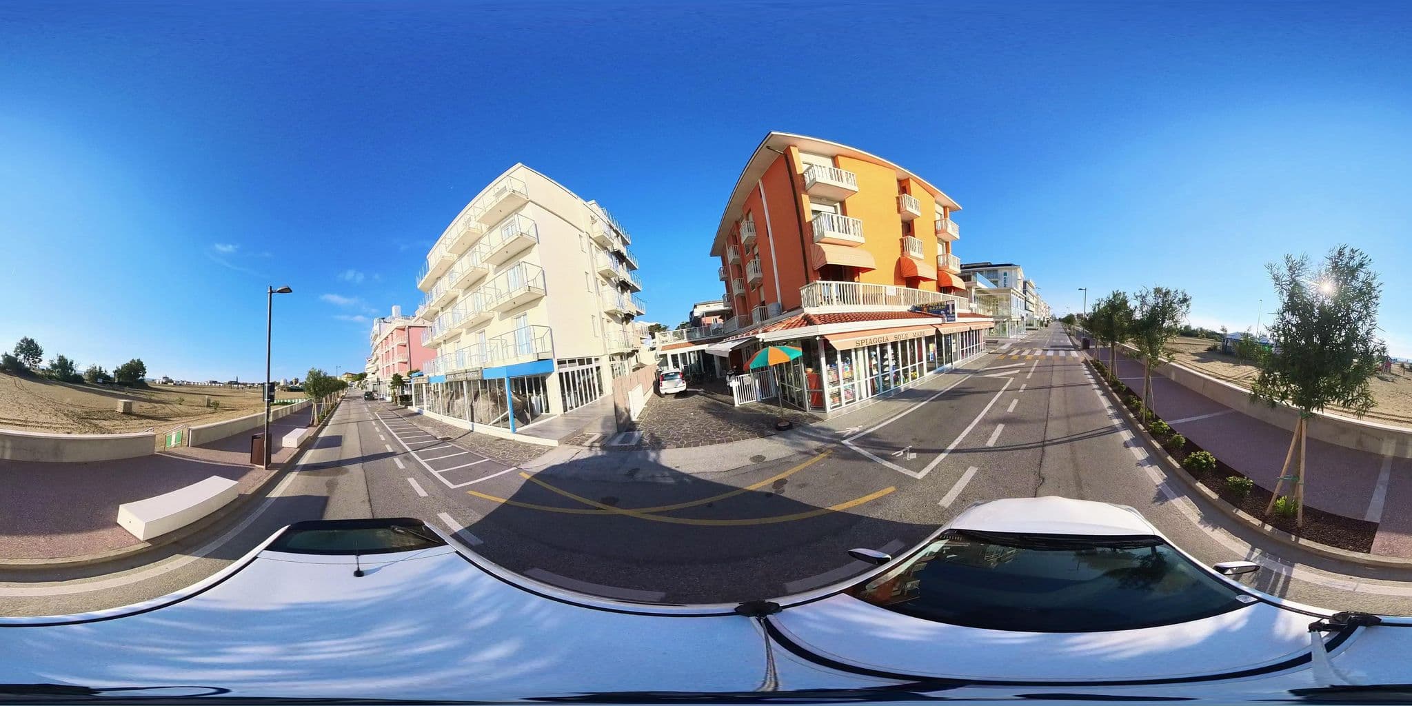 Street view near Albergo Hotel Continental, Caorle — © osmplus_org (CC BY-SA · Mapillary)