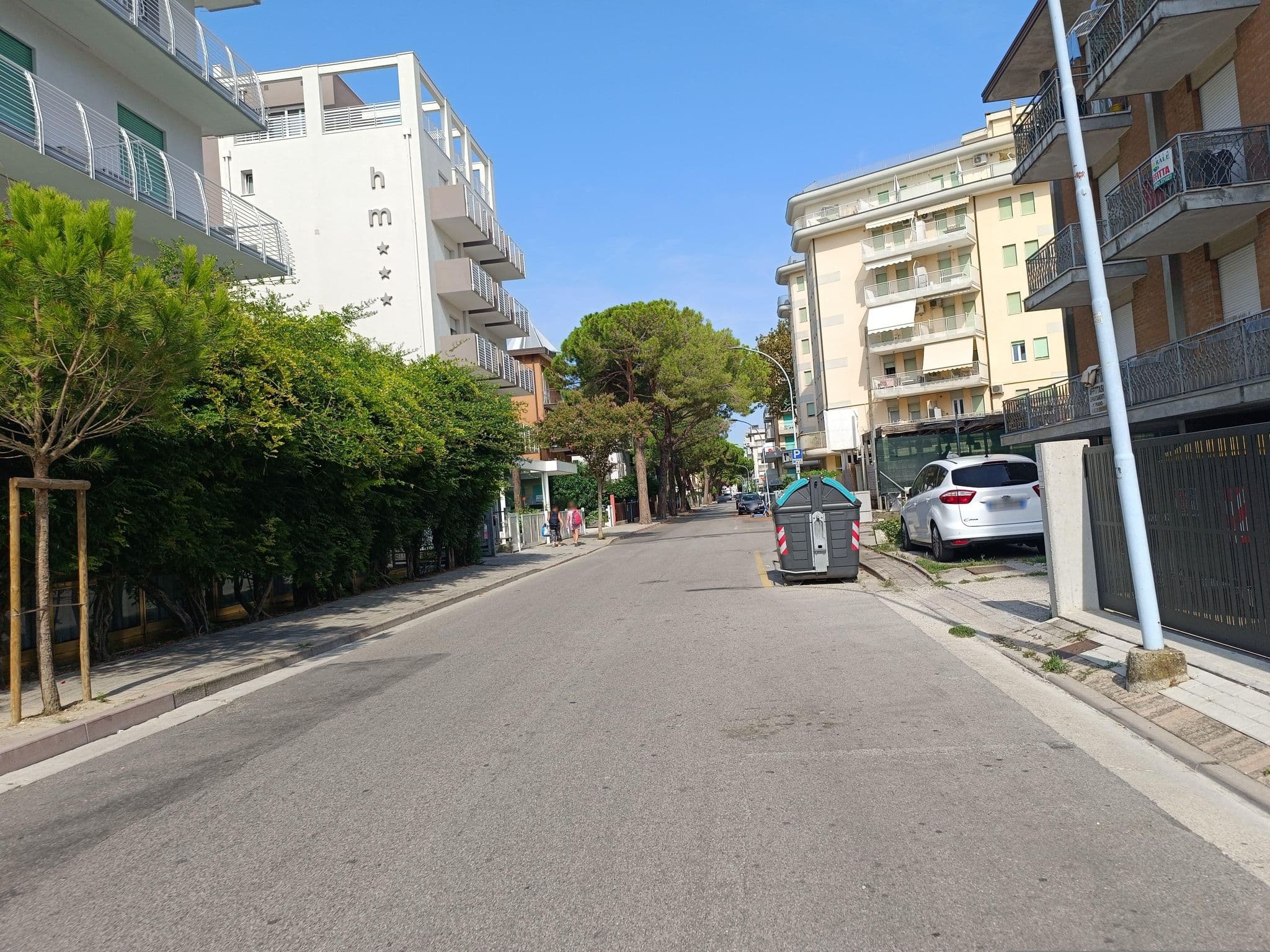 Street view near Hotel Medusa, Lido di Jesolo — © Duro (CC BY-SA · Mapillary)
