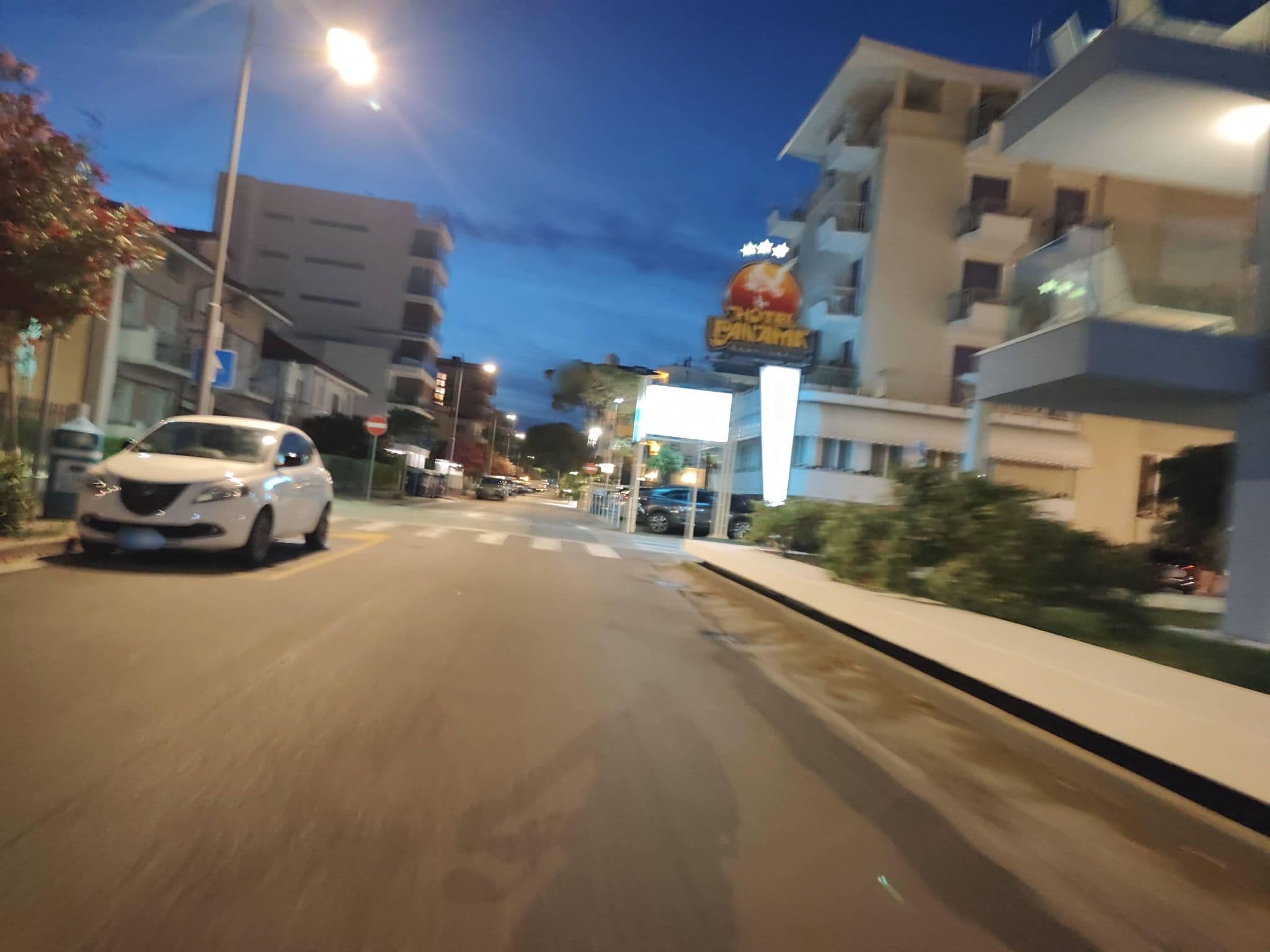 Street view near Soba 405, Lido di Jesolo — © Duro (CC BY-SA · Mapillary)