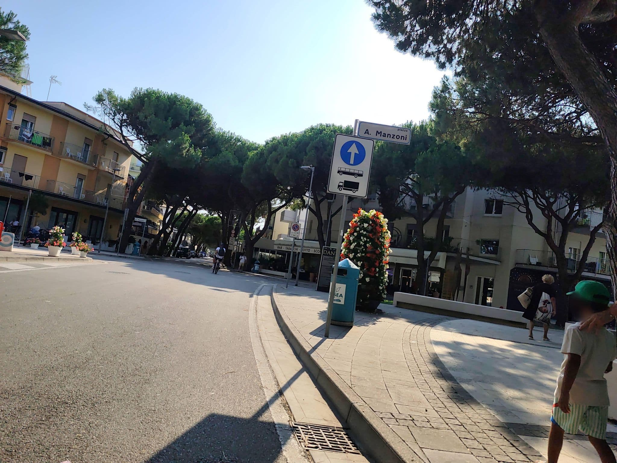 Street view near M.A.R. Hotels, Lido di Jesolo — © Duro (CC BY-SA · Mapillary)