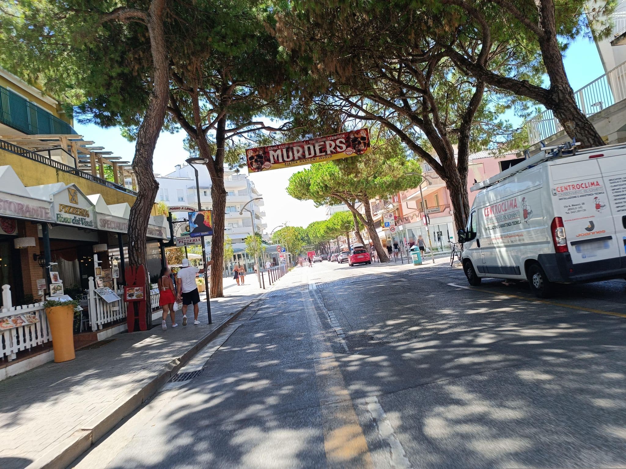 Street view near Residenza Jennifer, Lido di Jesolo — © Duro (CC BY-SA · Mapillary)