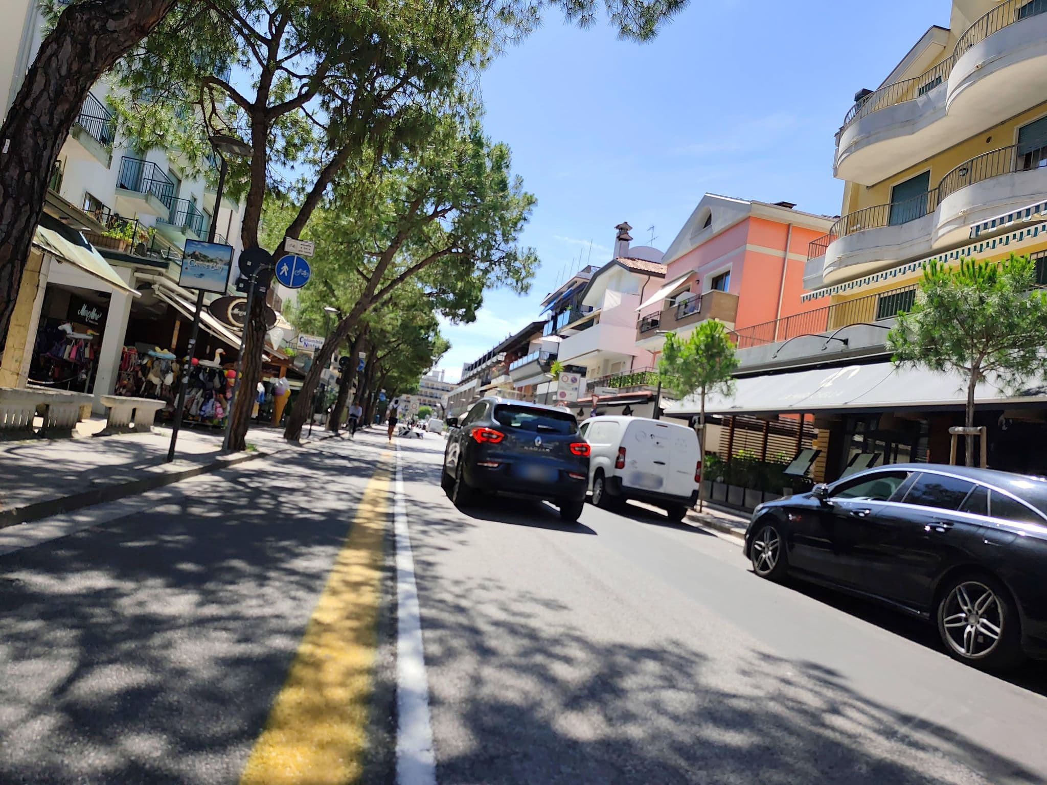 Street view near Hotel Polo, Lido di Jesolo — © Duro (CC BY-SA · Mapillary)