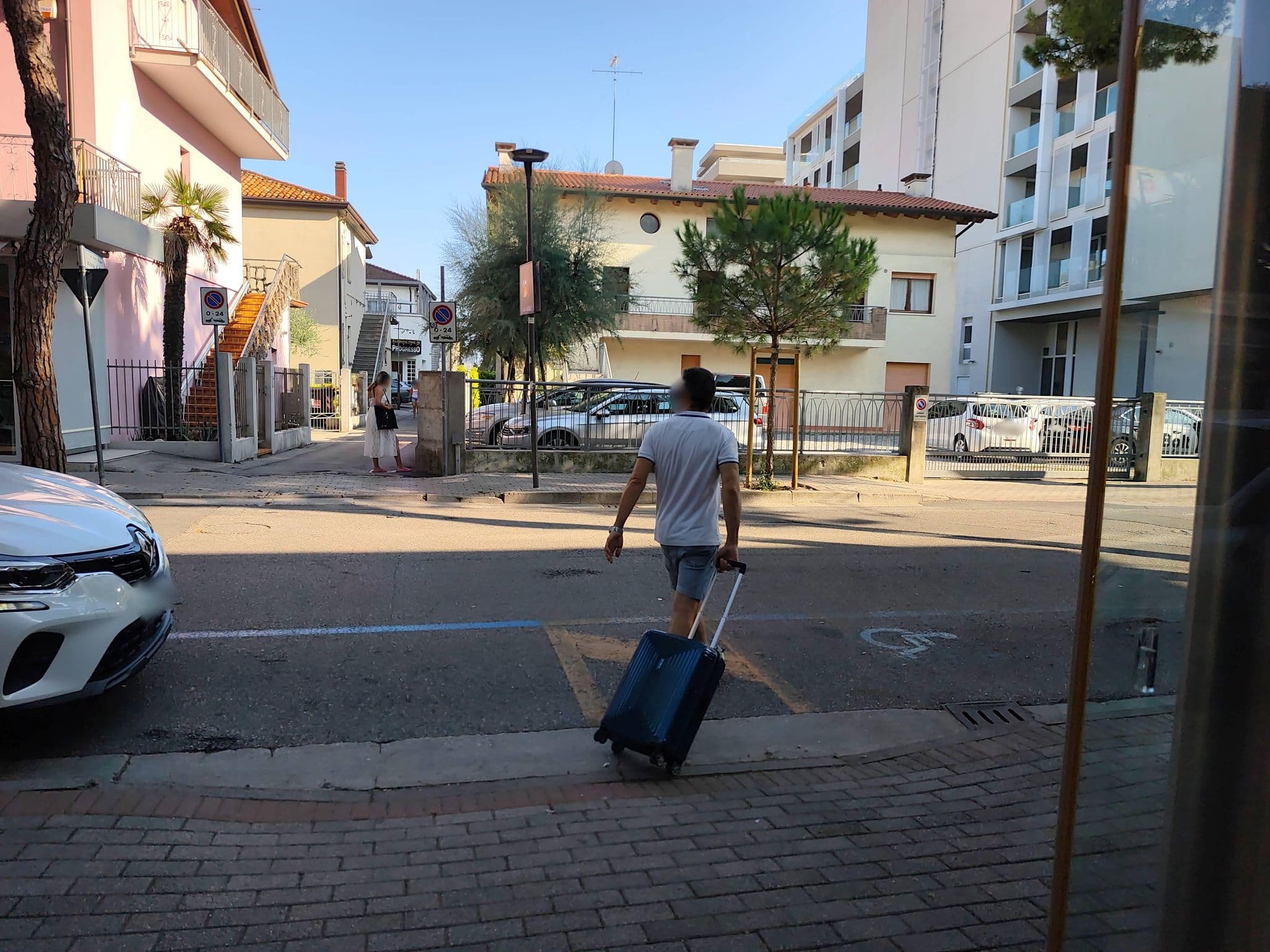 Street view near J44, Lido di Jesolo — © Duro (CC BY-SA · Mapillary)