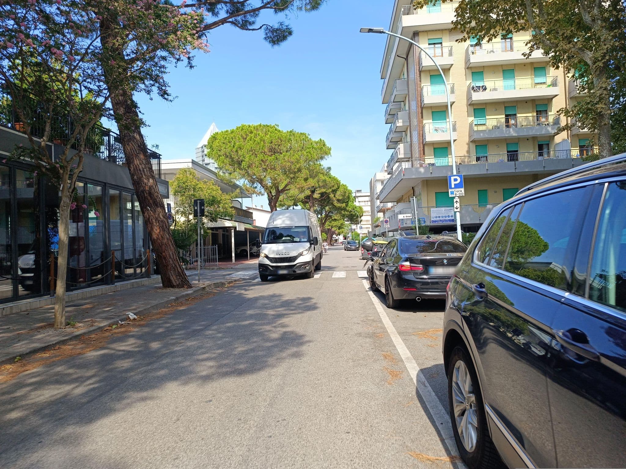 Street view near Hotel Azzurro, Lido di Jesolo — © Duro (CC BY-SA · Mapillary)