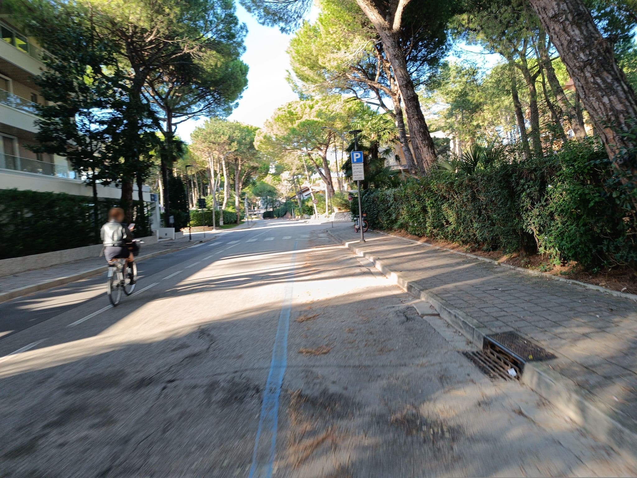 Street view near Hotel Erica, Lignano Sabbiadoro — © Duro (CC BY-SA · Mapillary)