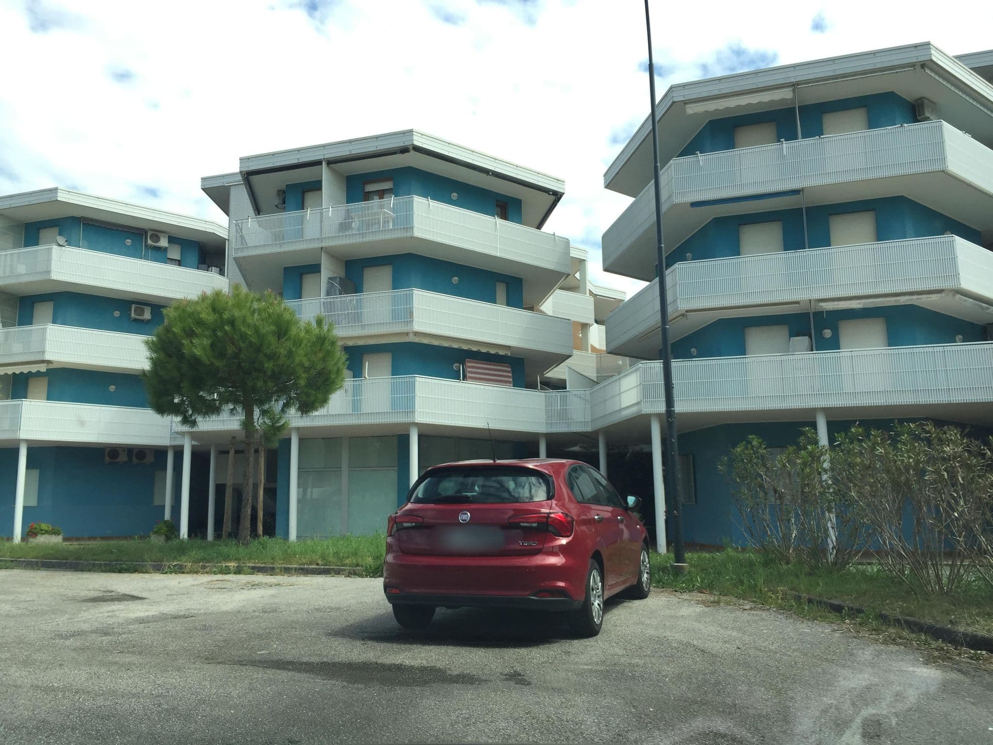 Street view near Villaggio Azzurro, Bibione — © igorzo (CC BY-SA · Mapillary)