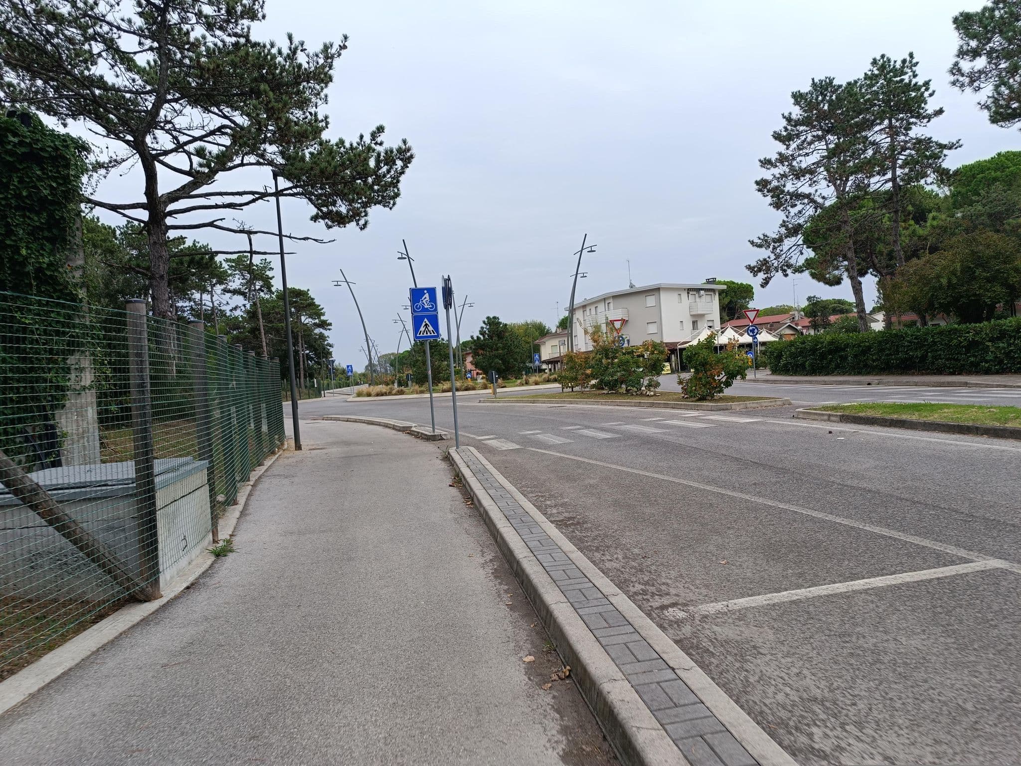 Street view near Lino Delle Fate Resort, Bibione — © Duro (CC BY-SA · Mapillary)