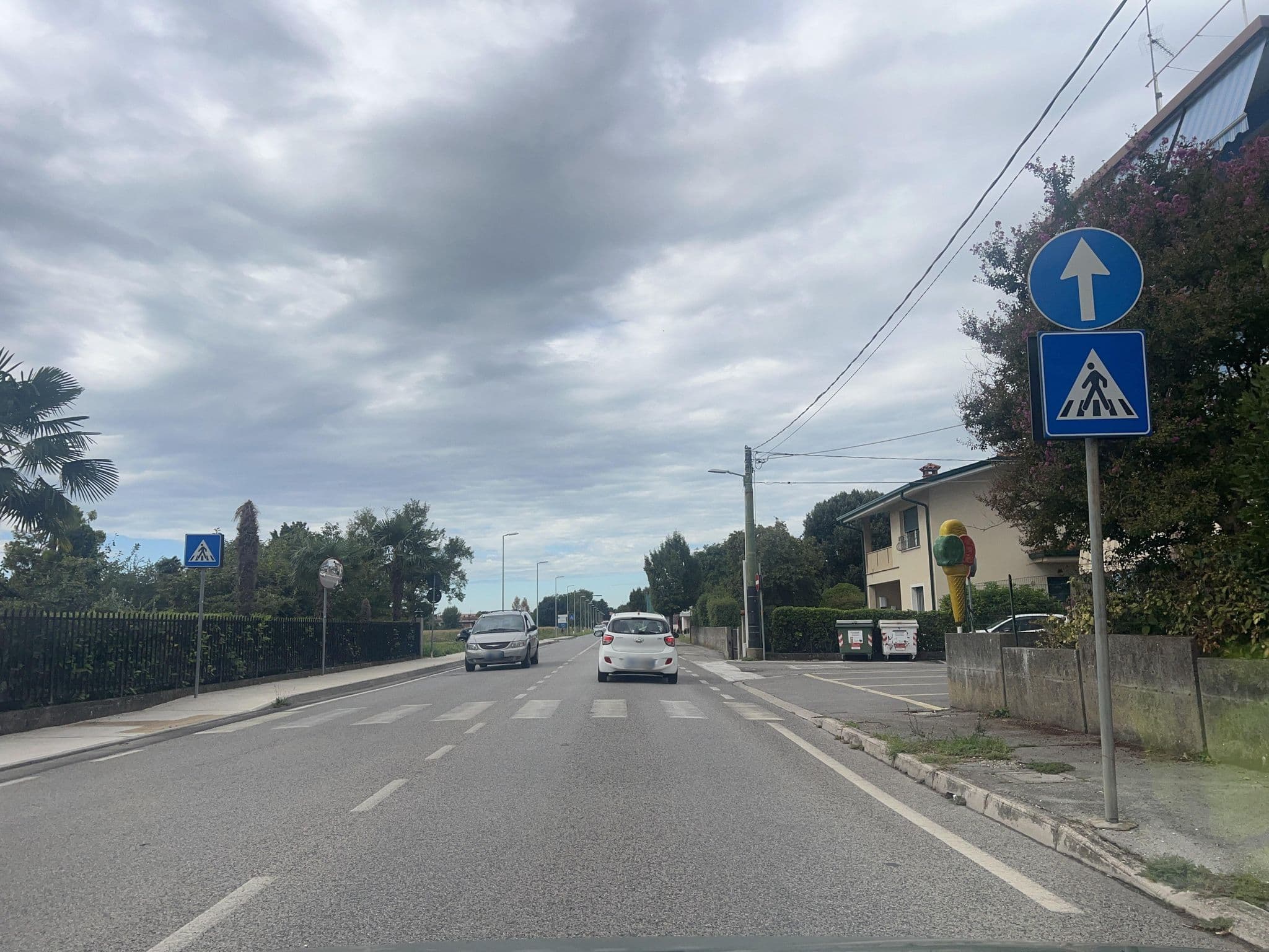 Street view near Casa Vacanza Holiday, Pieris — © igorzo (CC BY-SA · Mapillary)