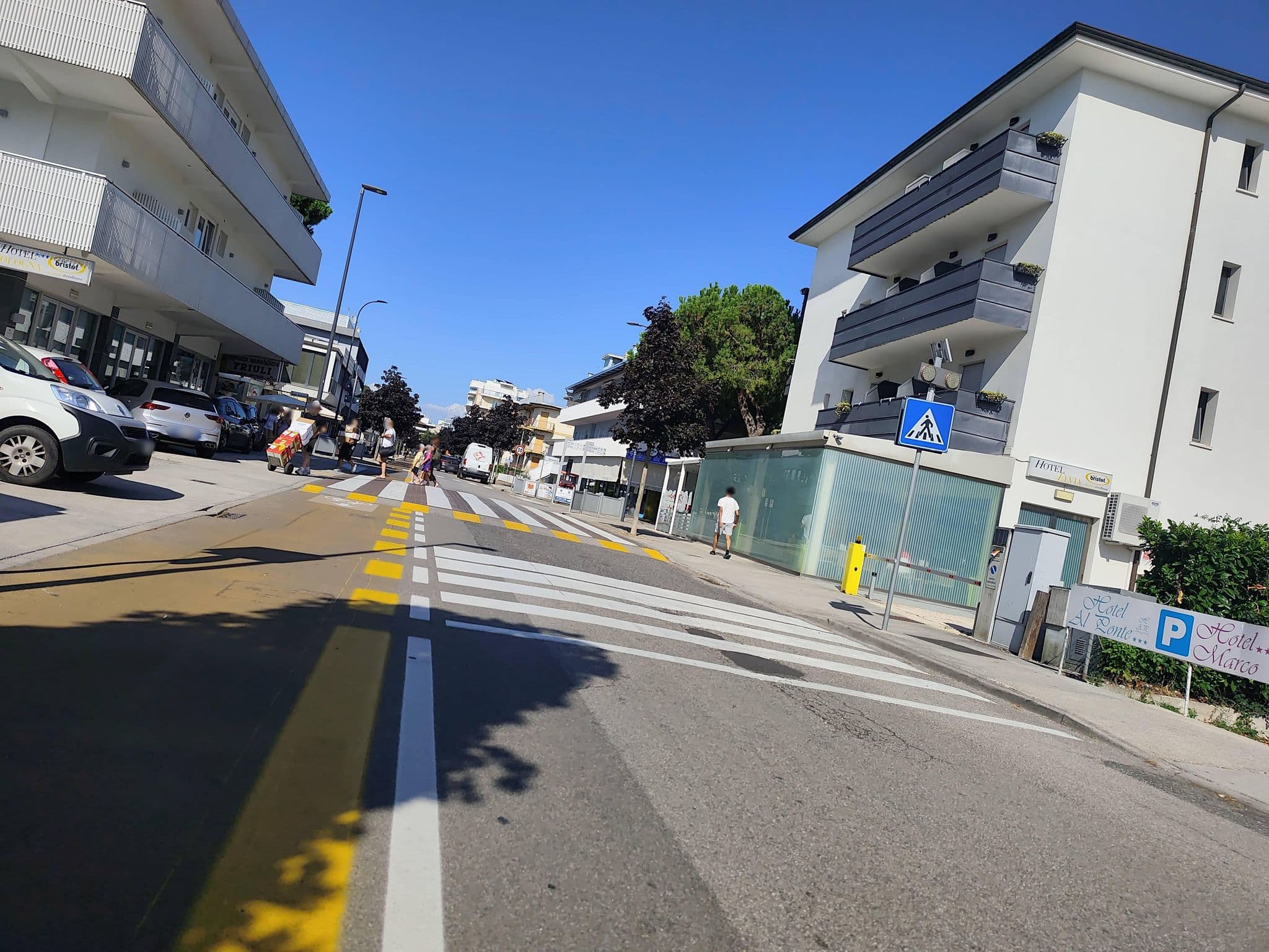 Street view near Ma.Fra. di Sardi Rosalia e C. SNC, Lignano Sabbiadoro — © Duro (CC BY-SA · Mapillary)