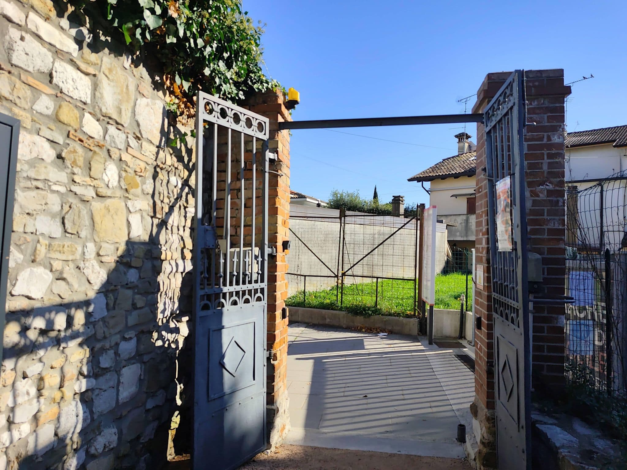 Street view near Casa Del Neri, Aquileia — © Duro (CC BY-SA · Mapillary)
