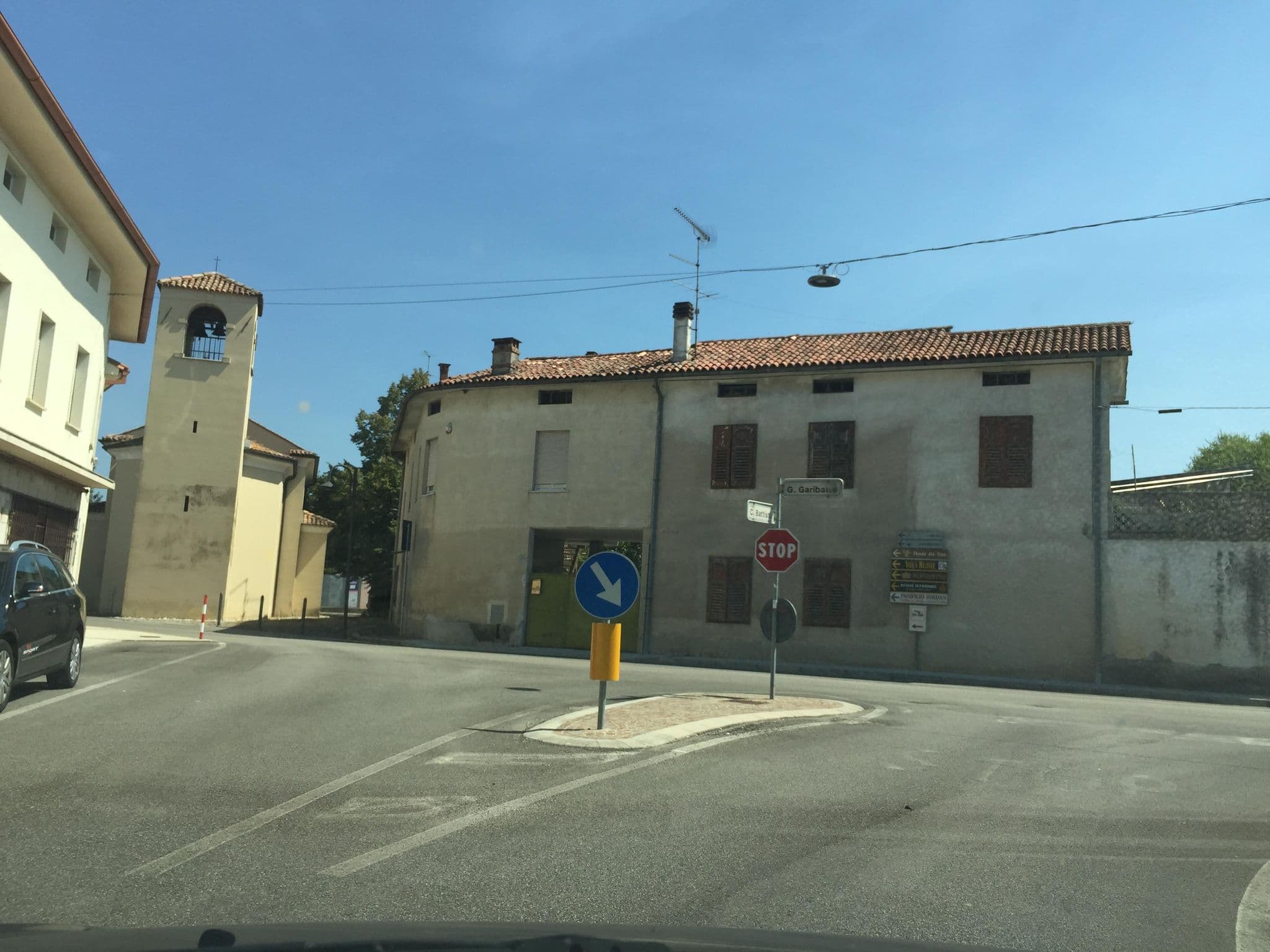 Street view near Al Pellegrino SNC di Celentano S. e C., Capriva del Friuli — © igorzo (CC BY-SA · Mapillary)