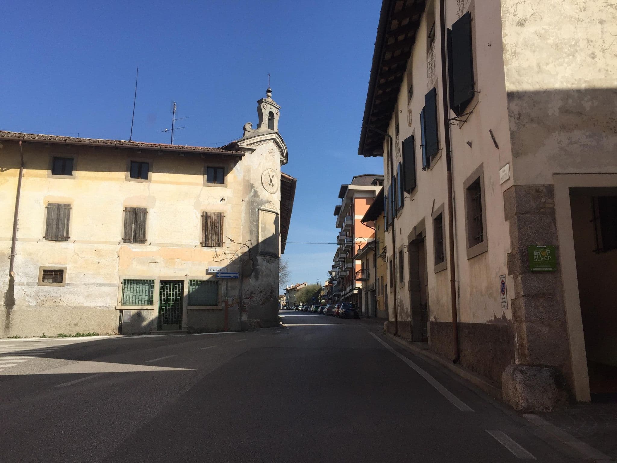 Street view near Stop & Sleep Fagagna on Hills, Fagagna — © igorzo (CC BY-SA · Mapillary)