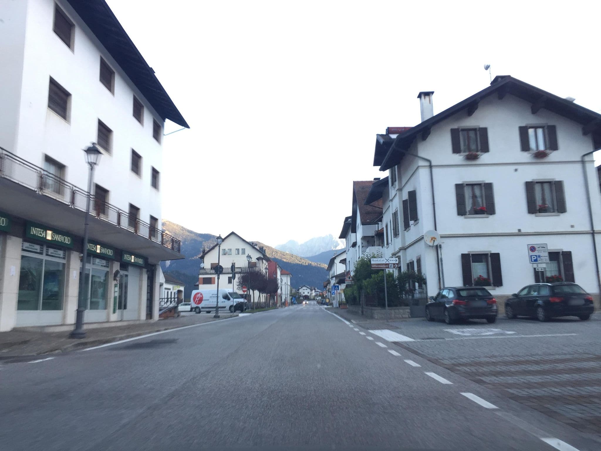 Street view near Albergo Diffuso "Il Grop", Prato Carnico — © igorzo (CC BY-SA · Mapillary)