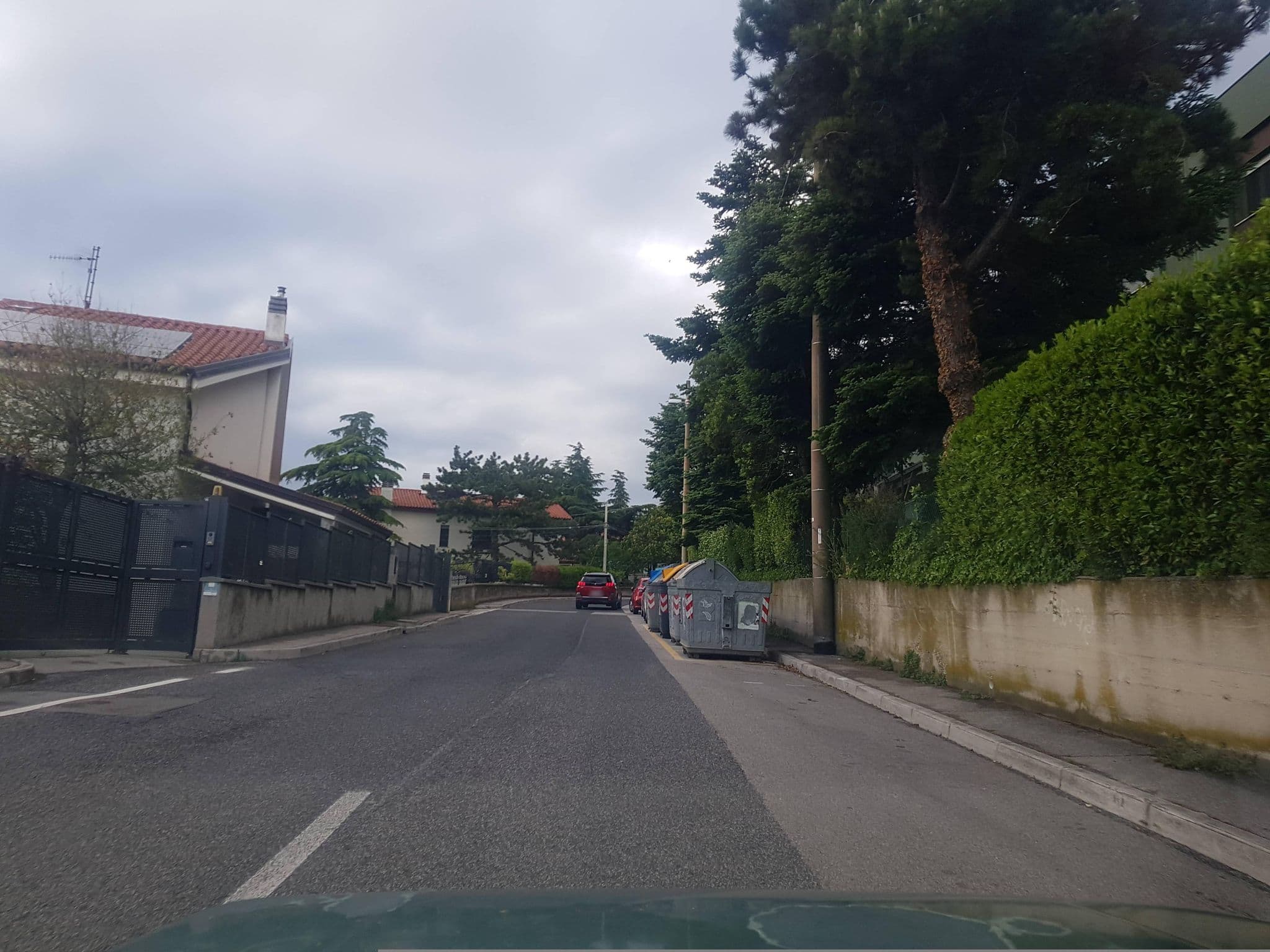 Street view near Chip and Chop, Domio — © igorzo (CC BY-SA · Mapillary)