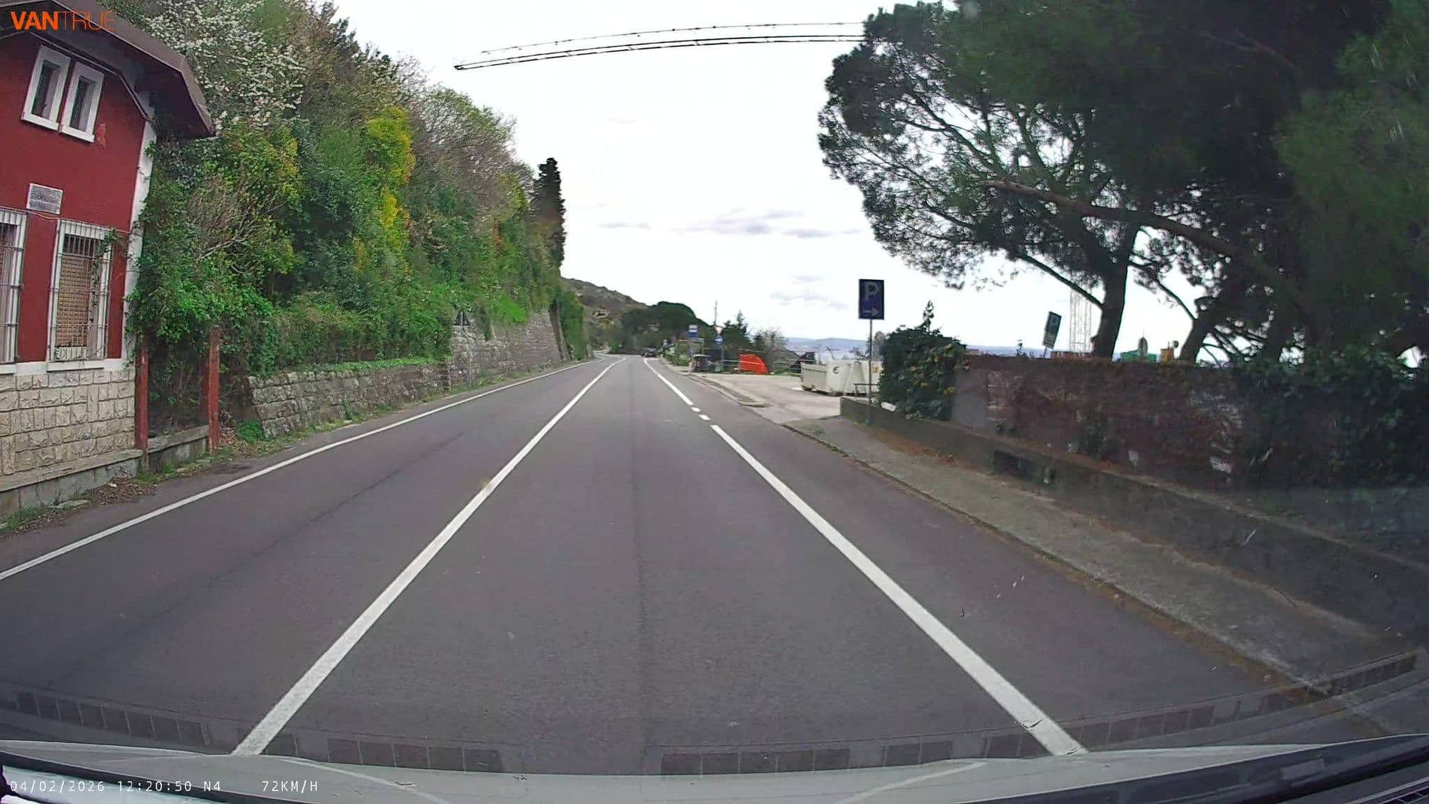 Street view near Dream House, Santa Croce — © lucia_ (CC BY-SA · Mapillary)