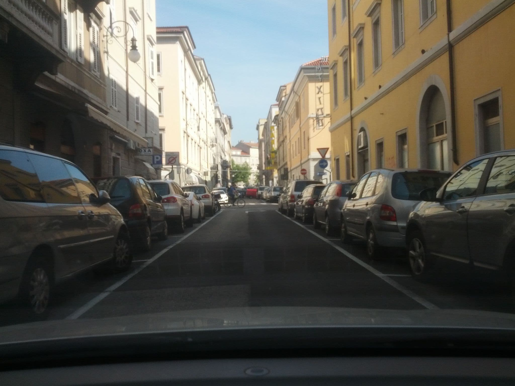 Street view near Smart Rooms, Trieste — © lesko987 (CC BY-SA · Mapillary)