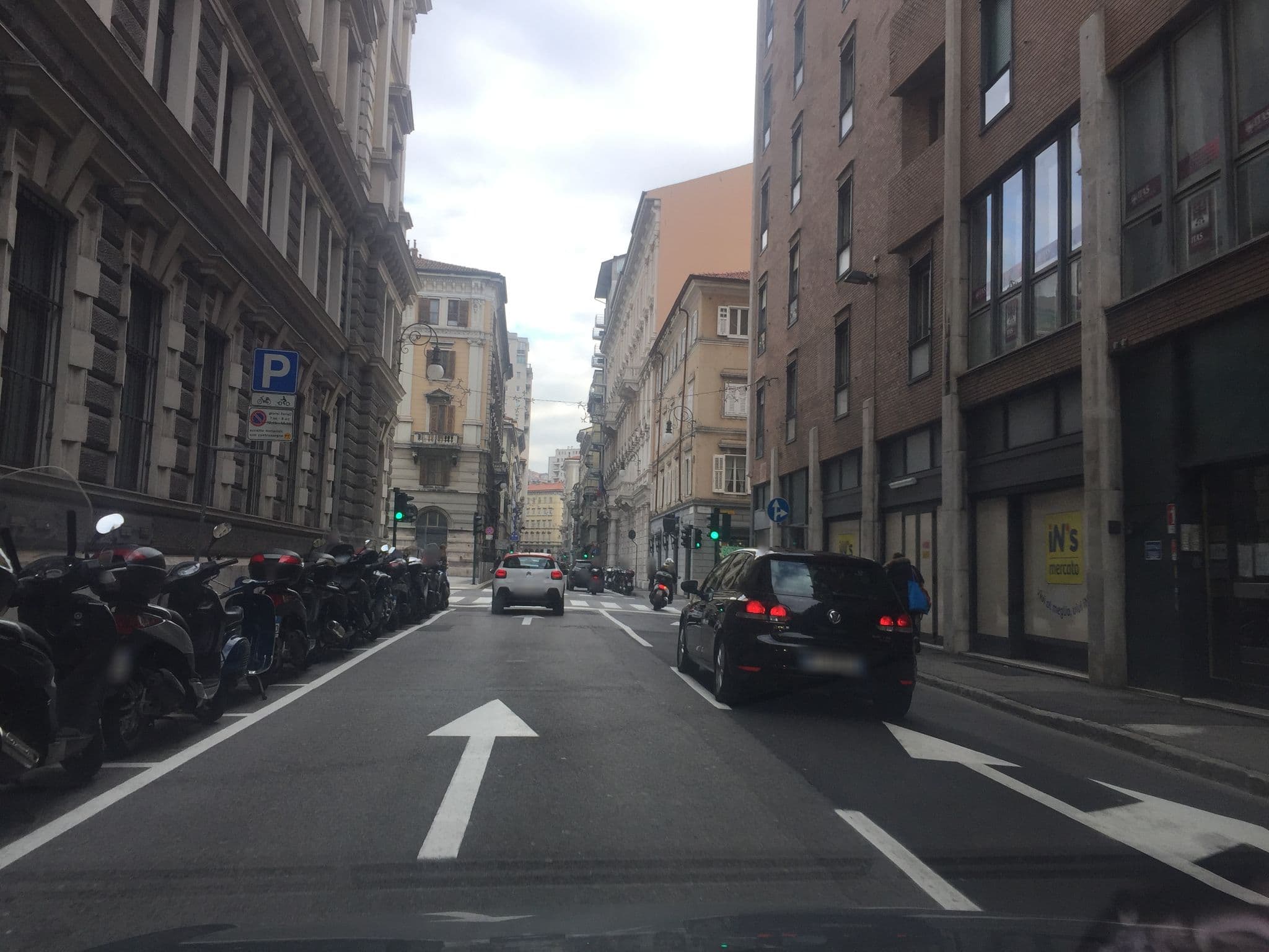 Street view near Casa Vald, Trieste — © igorzo (CC BY-SA · Mapillary)