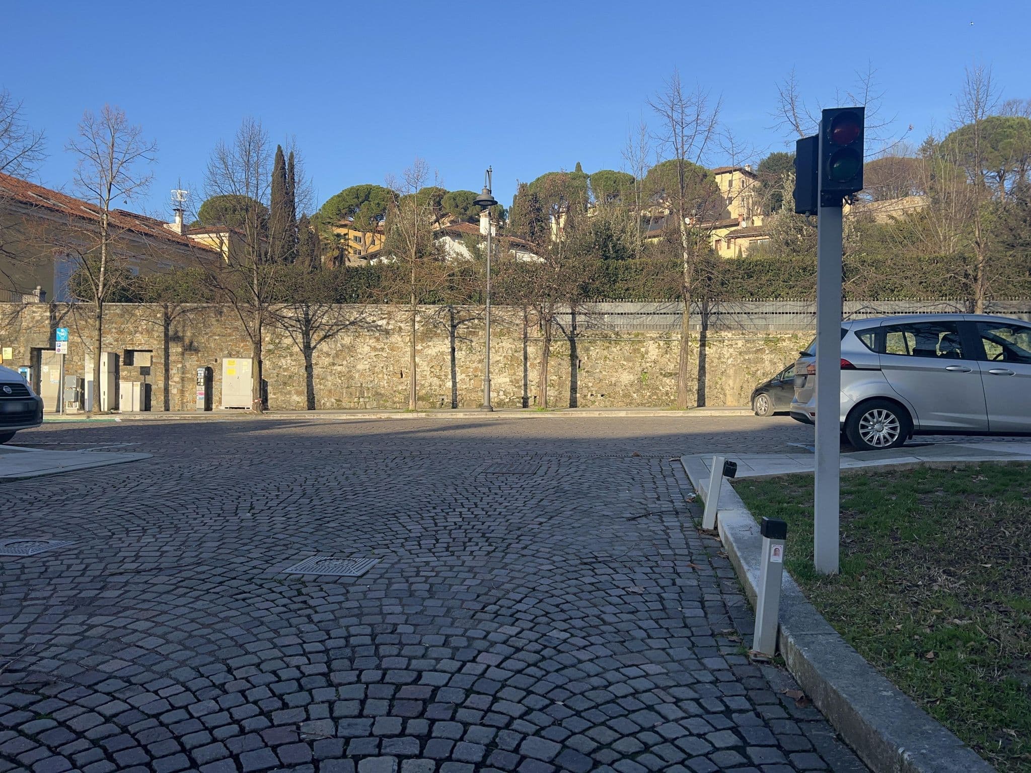 Street view near Grand Hotel Entourage - Palazzo Strassoldo, Gorizia — © igorzo (CC BY-SA · Mapillary)