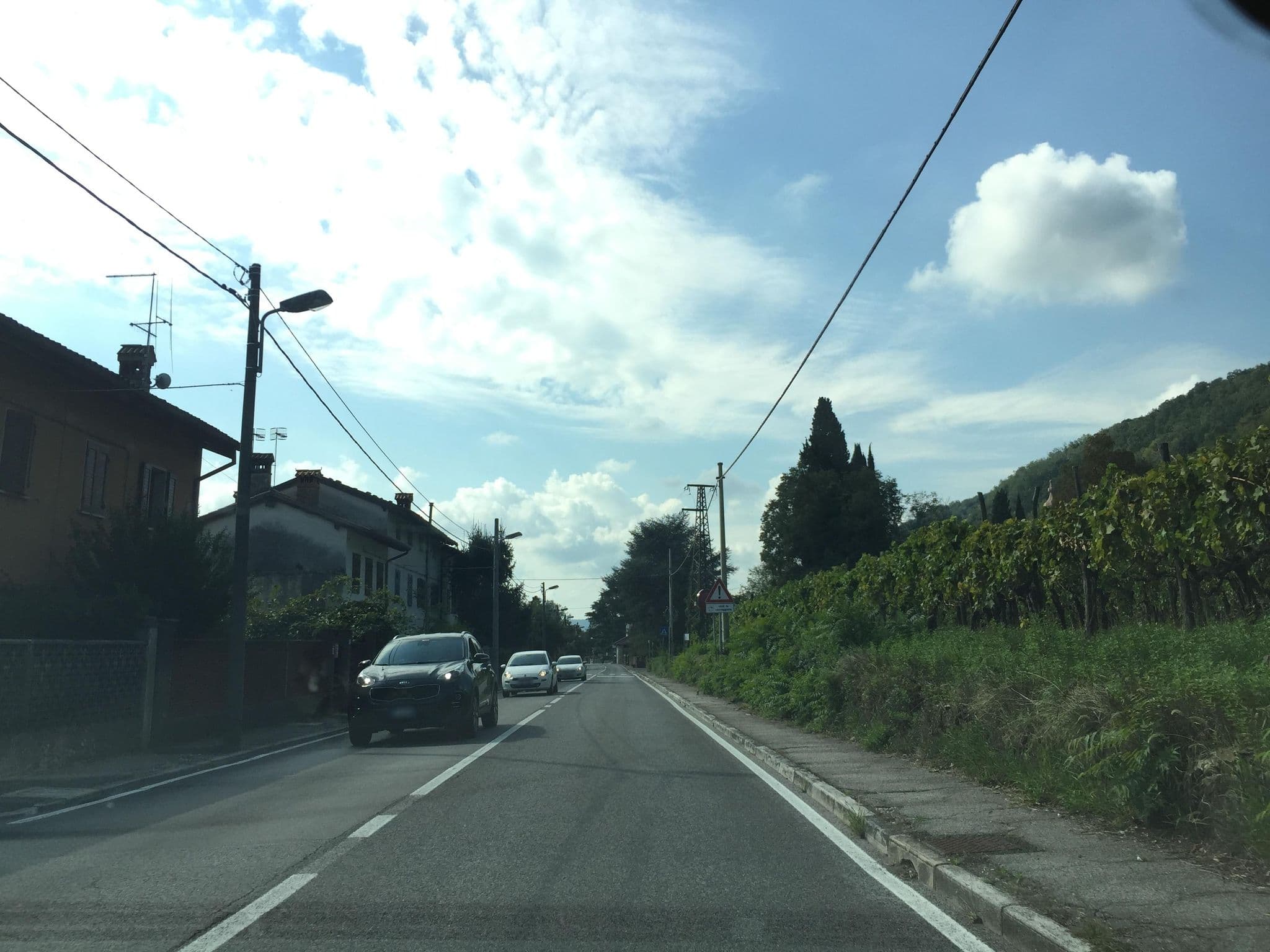 Street view near bed and breakfast FLUMEN, Gorizia — © igorzo (CC BY-SA · Mapillary)