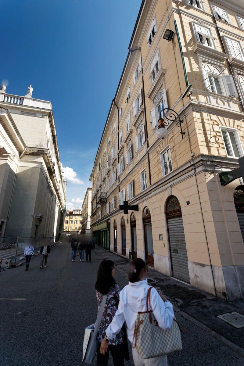 Street view near Ponterosso Suites, Trieste — © txllxt (CC BY-SA · Mapillary)
