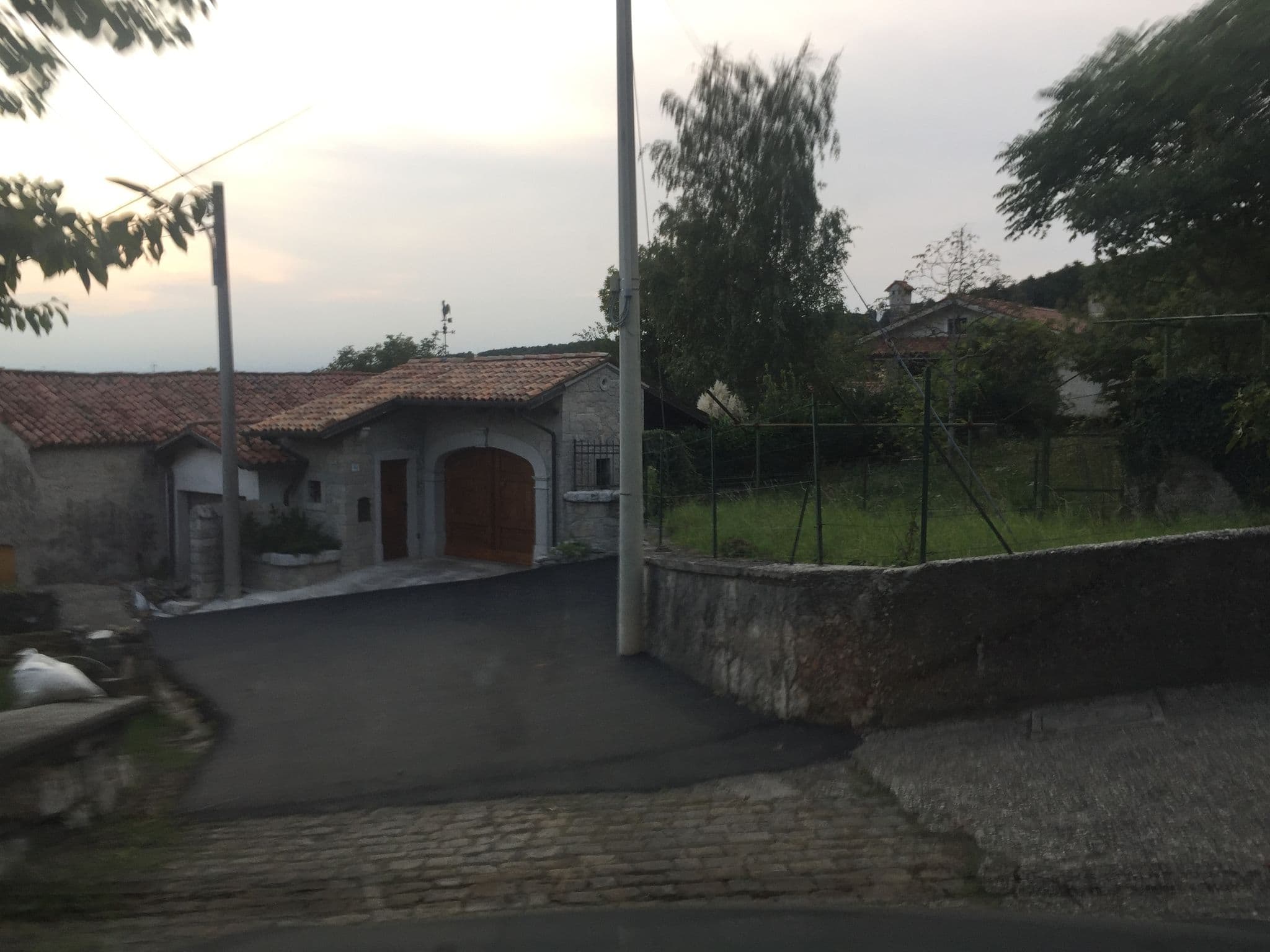 Street view near Albergo Ristorante Krizman SNC di Gustin Branko & C., Opicina — © igorzo (CC BY-SA · Mapillary)