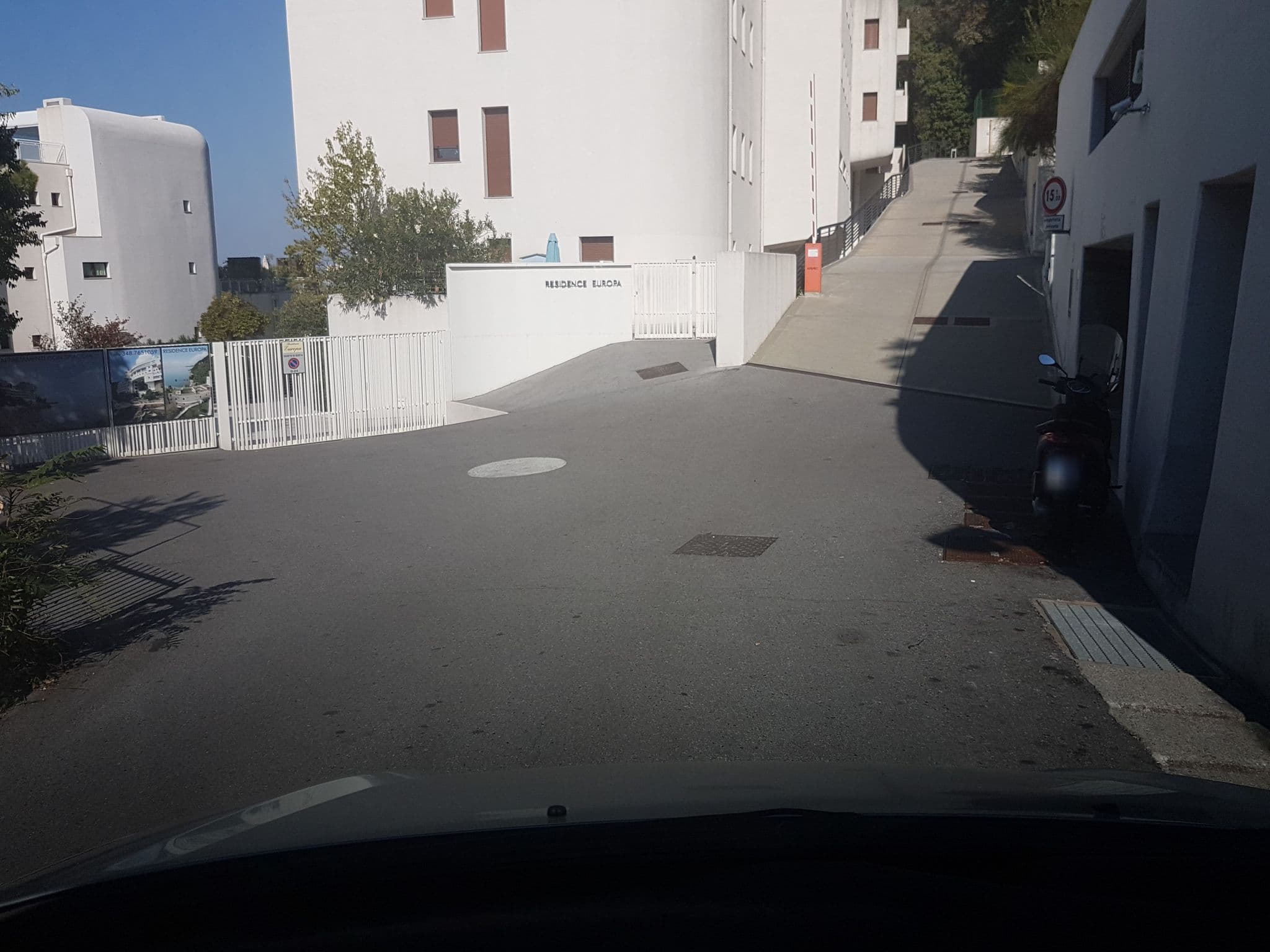 Street view near Residence Dream House, Aurisina — © damjang (CC BY-SA · Mapillary)
