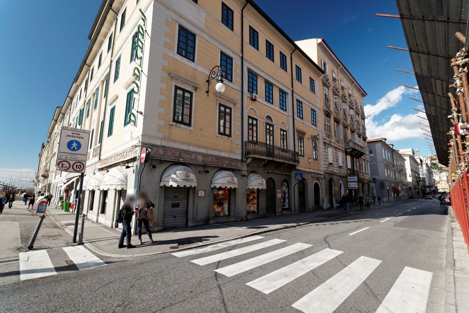 Street view near Crops City Stay, Trieste — © txllxt (CC BY-SA · Mapillary)