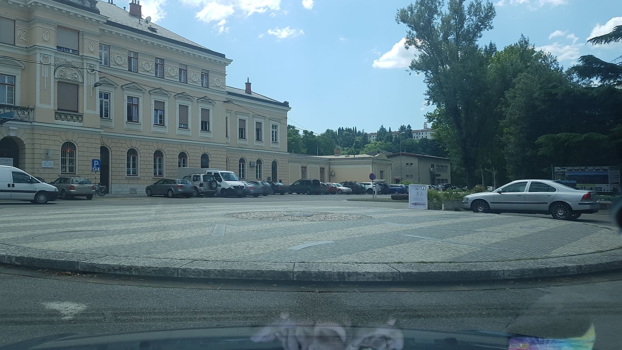 Street view near Hotel Transalpina, Gorizia — © igorzo (CC BY-SA · Mapillary)