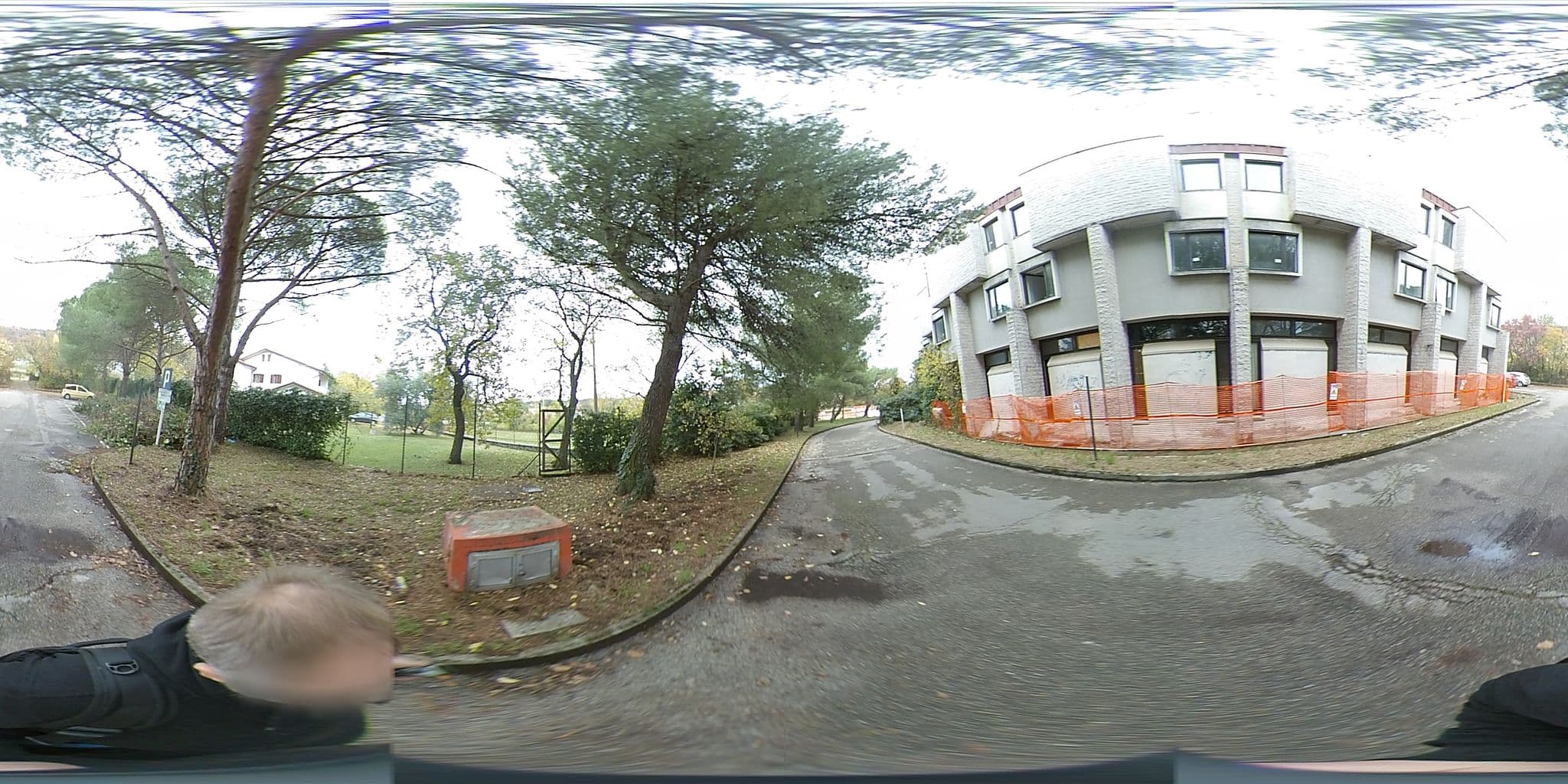 Street view near Holiday Inn, Duino — © klimakas (CC BY-SA · Mapillary)