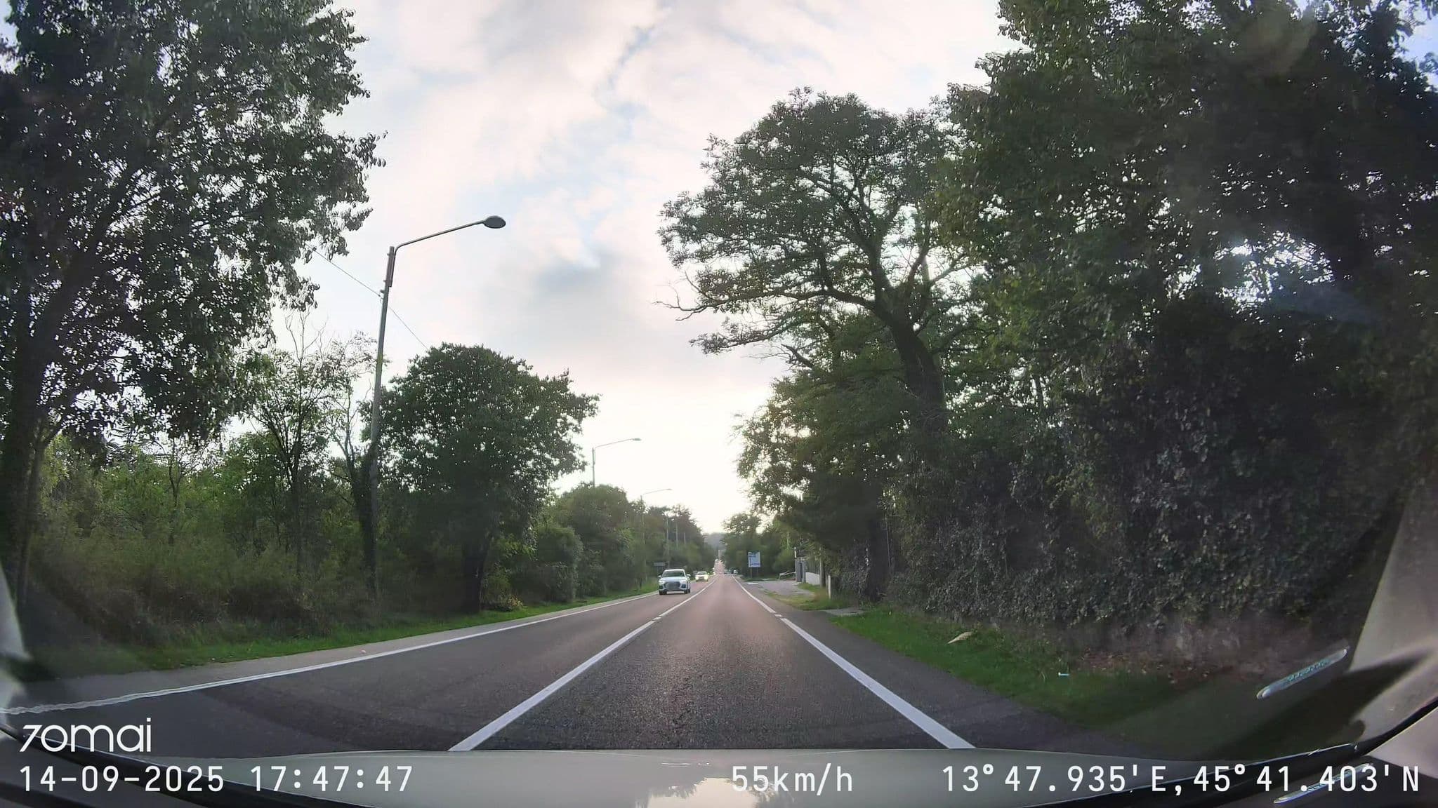 Street view near L'Angolo dei ciliegi, Opicina — © doriel (CC BY-SA · Mapillary)