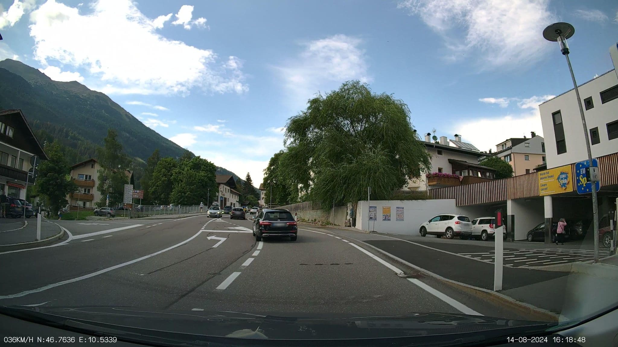 Street view near Hotel Ortlerspitz, Malles Venosta — © heetENkoel (CC BY-SA · Mapillary)