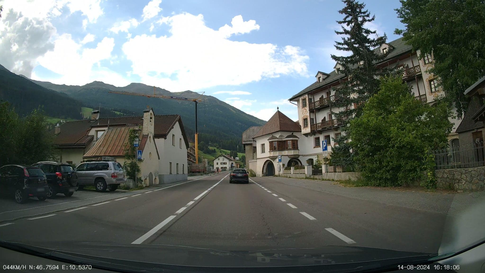 Street view near Hotel Post, Malles Venosta — © heetENkoel (CC BY-SA · Mapillary)