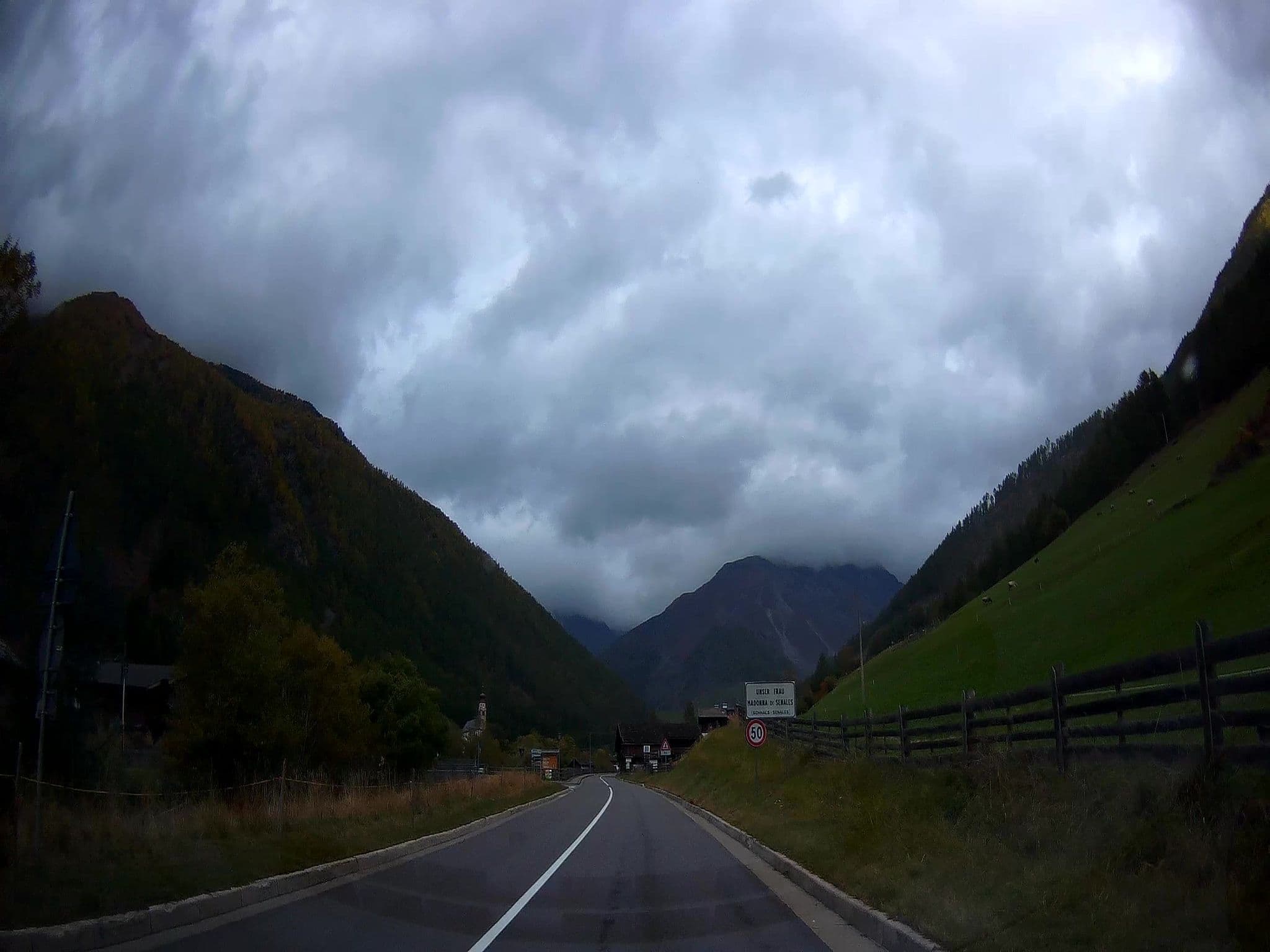 Street view near Brugghof, Senales — © fuchserl (CC BY-SA · Mapillary)
