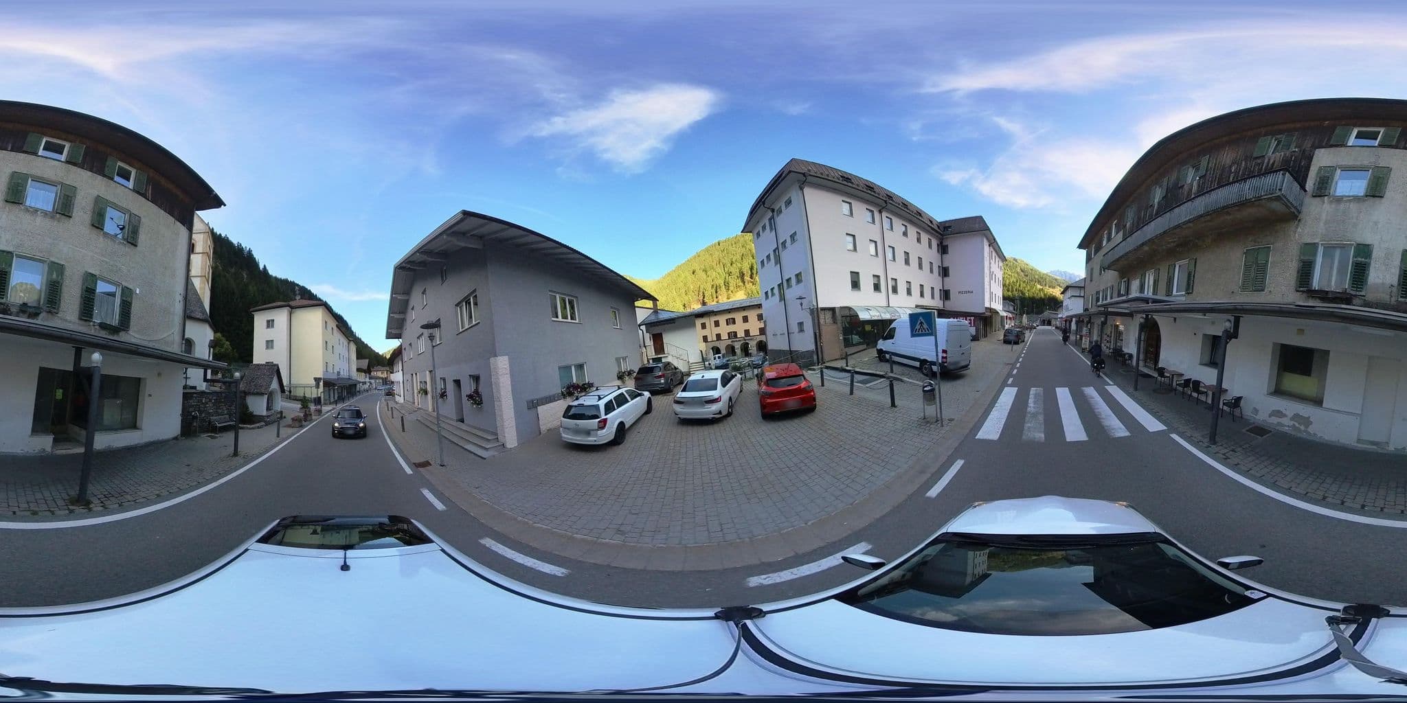 Street view near Albergo Al Lupo, Brennero — © osmplus_org (CC BY-SA · Mapillary)