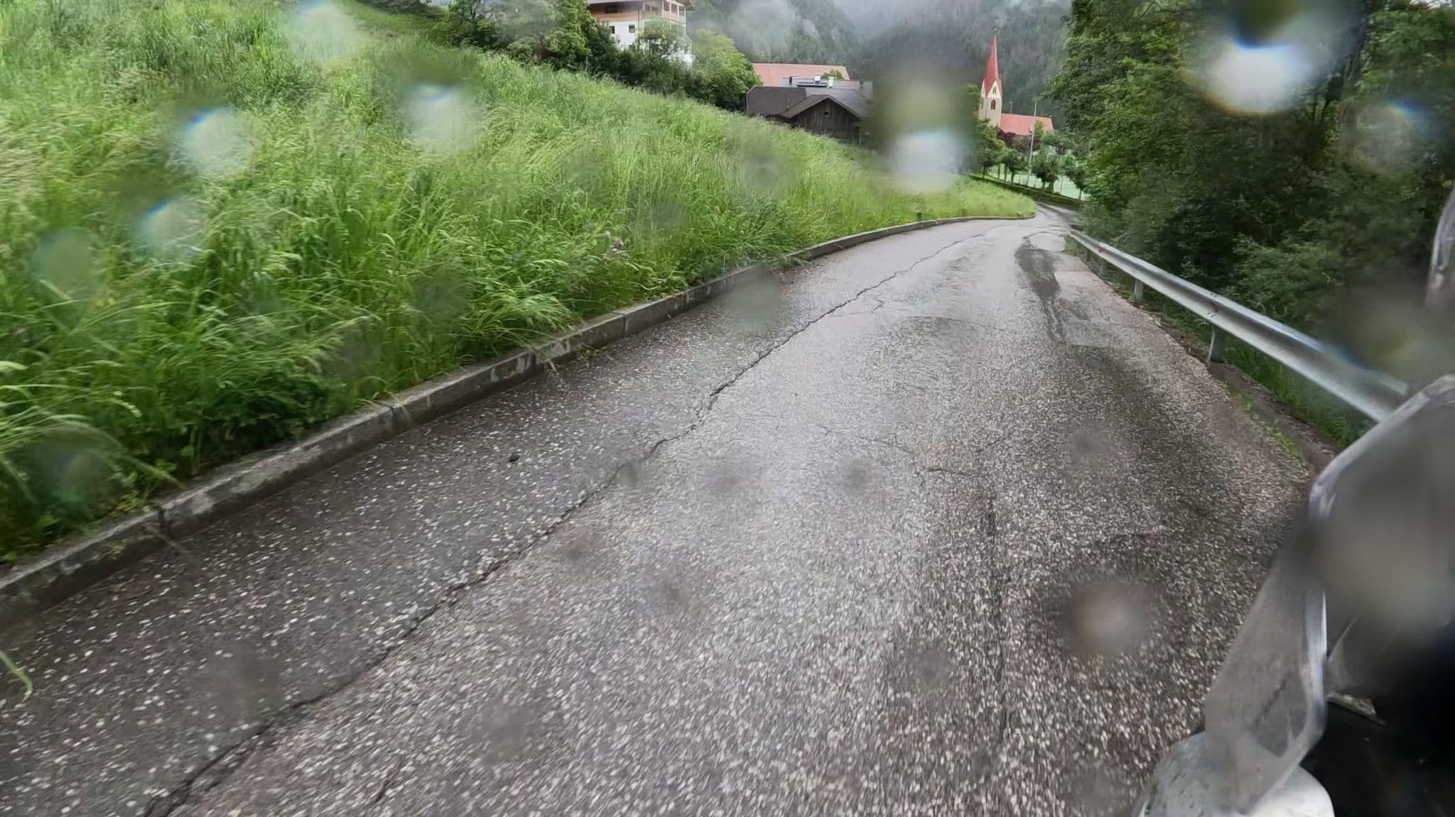 Street view near Camera 313, Luson - Luesen — © crami (CC BY-SA · Mapillary)