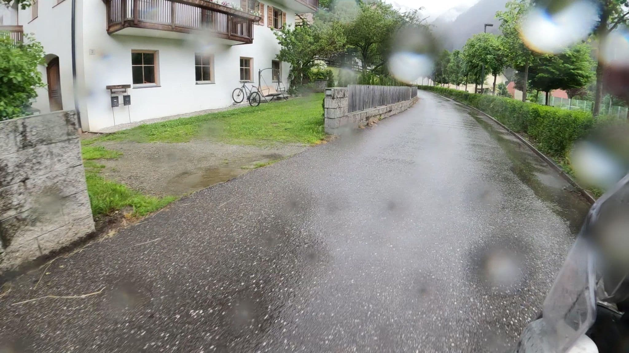 Street view near Albergo Tulperhof, Luson - Luesen — © crami (CC BY-SA · Mapillary)