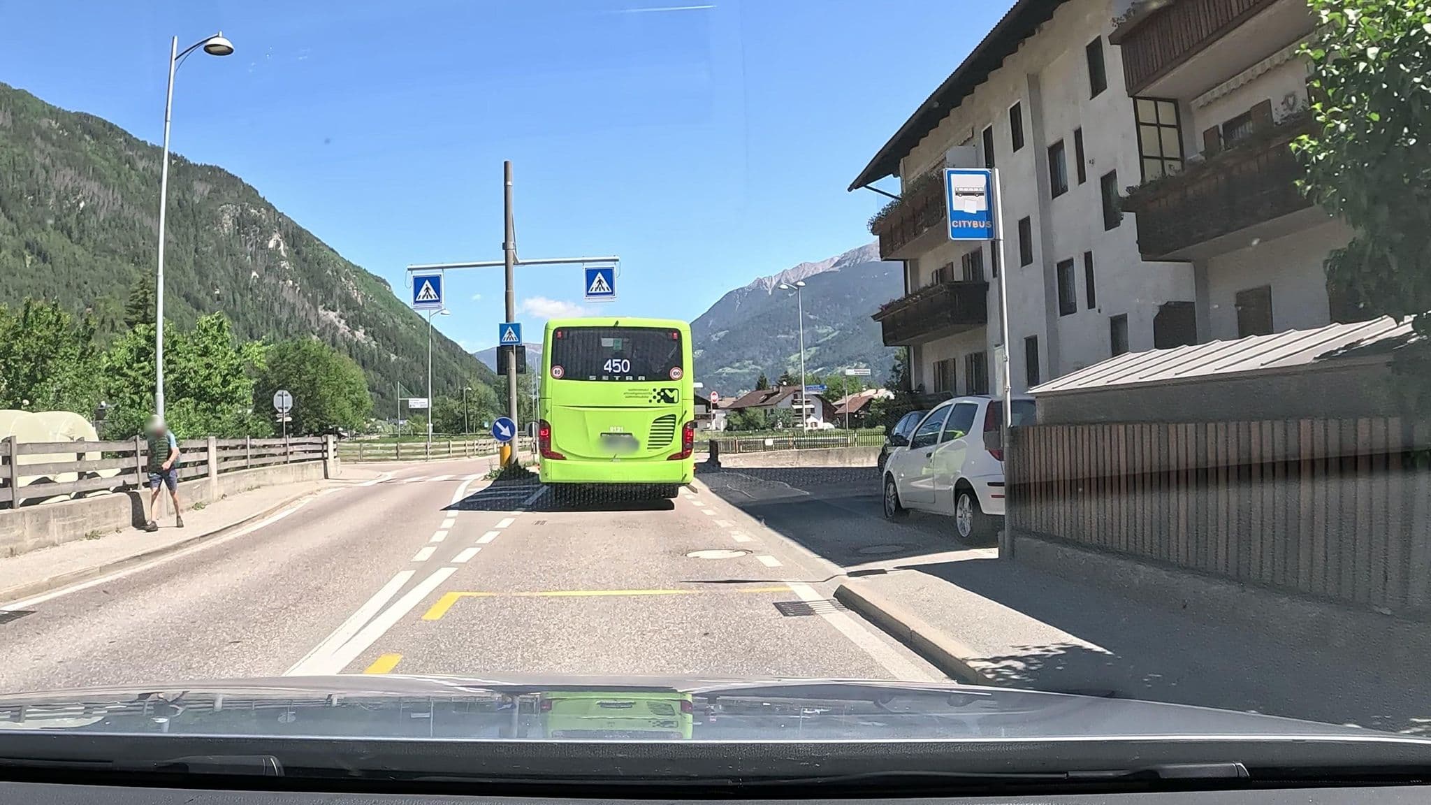 Street view near Hellweger, Brunico — © stefanro74 (CC BY-SA · Mapillary)