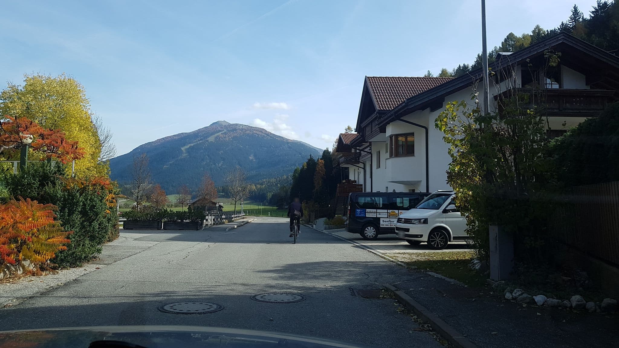 Street view near Lindenhof, San Candido — © igorzo (CC BY-SA · Mapillary)
