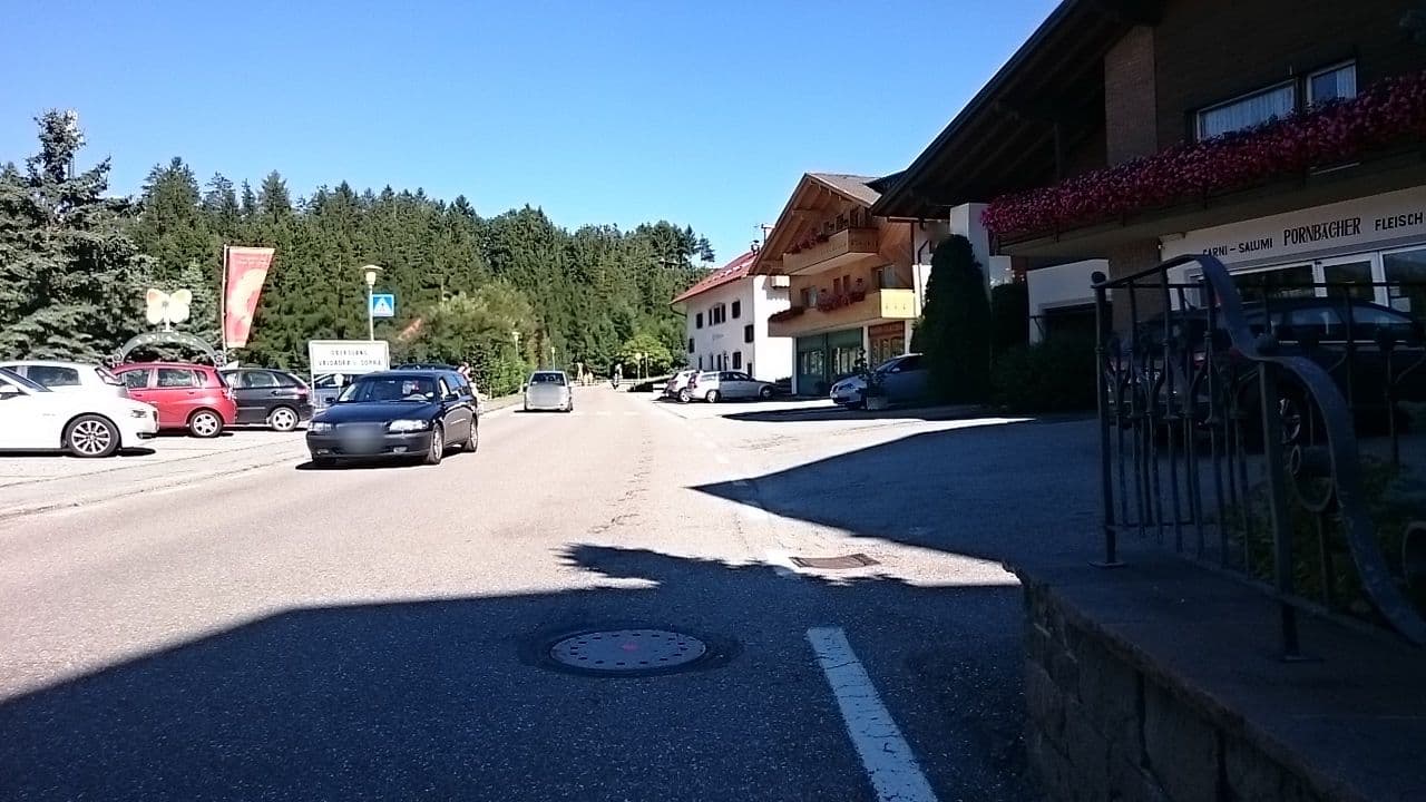 Street view near Mirabell Dolomites Hotel Luxury Ayurveda & SPA, Valdaora di Mezzo — © voschix (CC BY-SA · Mapillary)