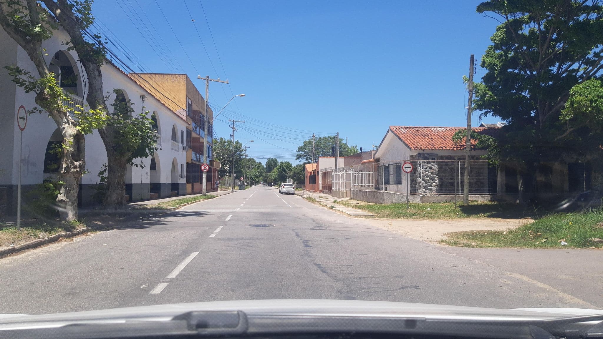 Street view near Hotel Atlântico (Praia do Cassino), Rio Grande — © Kaart_Local (CC BY-SA · Mapillary)