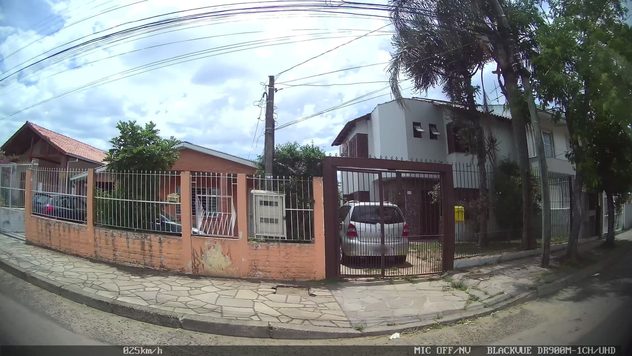 Street view near Tramandai, Porto Alegre — © kaart_1 (CC BY-SA · Mapillary)