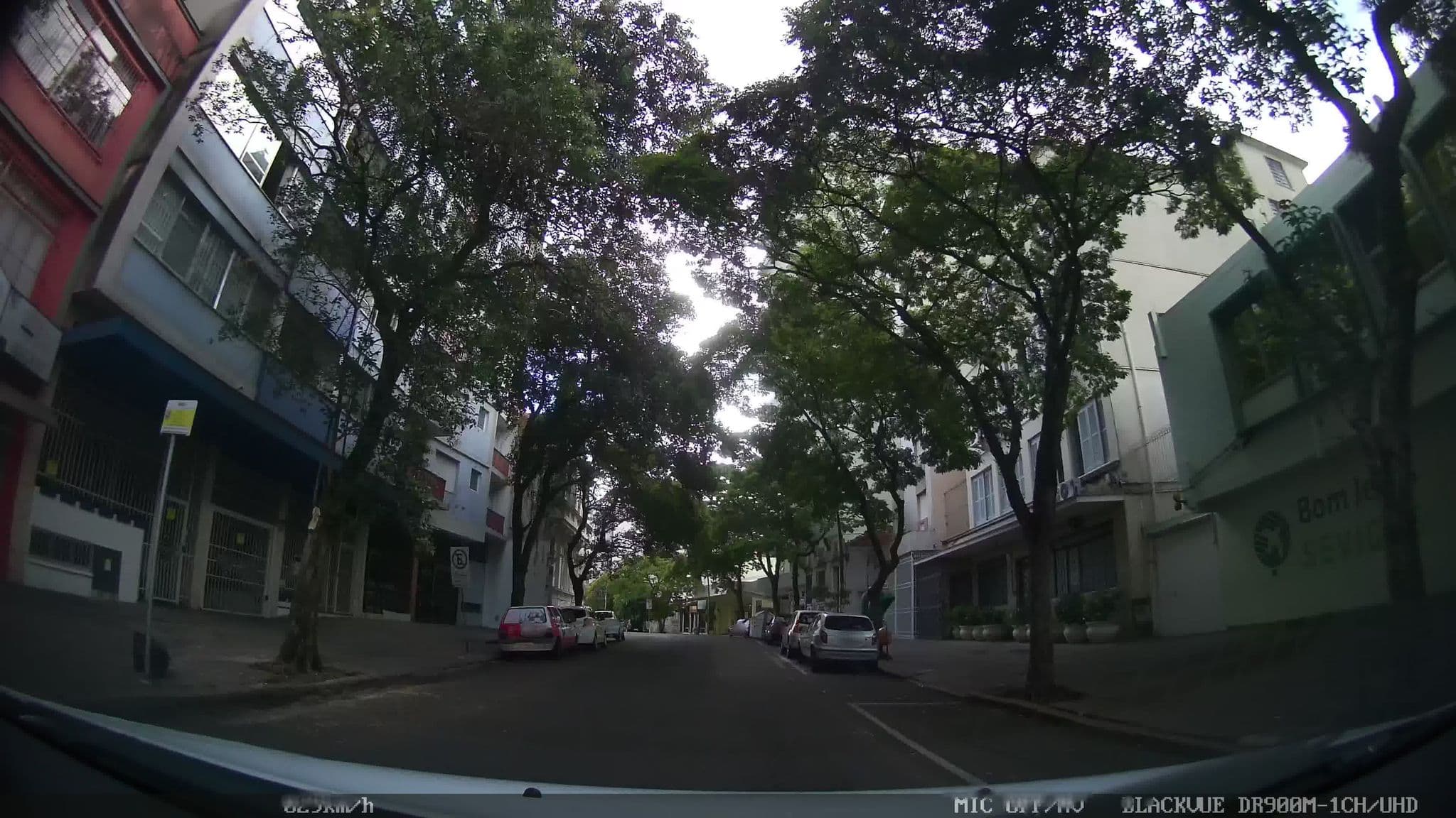 Street view near Letto Hotel Porto Alegre, Porto Alegre — © kaart_1 (CC BY-SA · Mapillary)