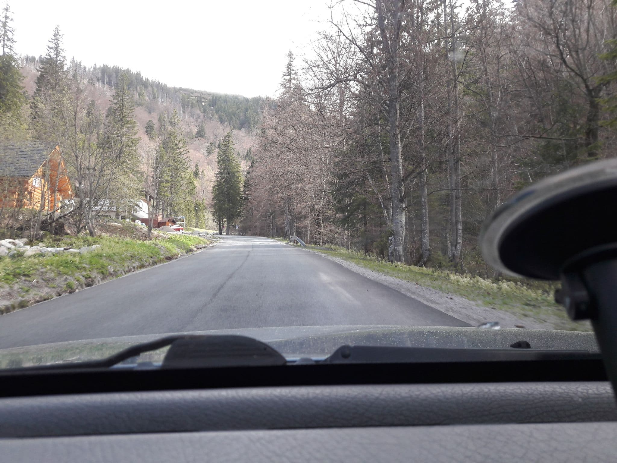 Street view near Zrub D, Valaská — © durko_freemap (CC BY-SA · Mapillary)