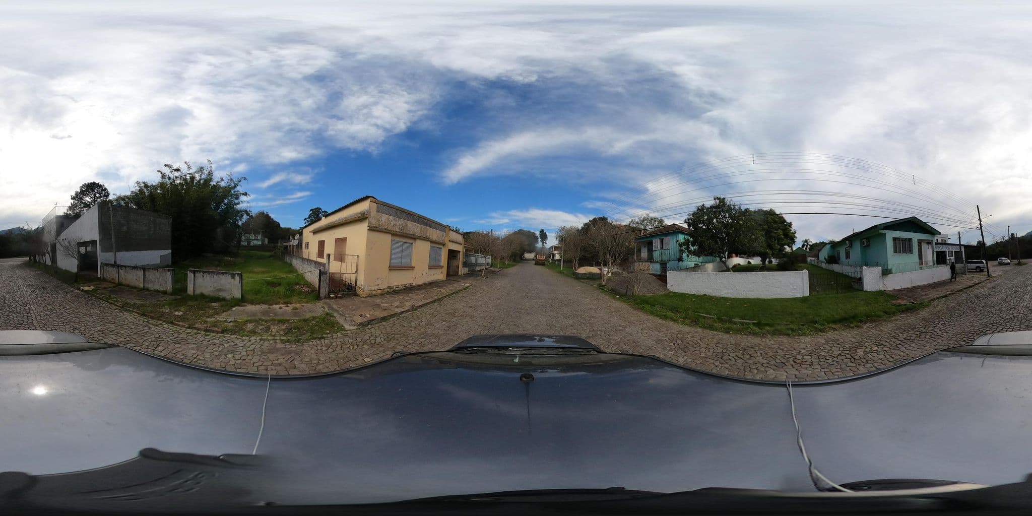 Street view near Hotel Chave De Ouro, Santa Maria — © santamariense (CC BY-SA · Mapillary)