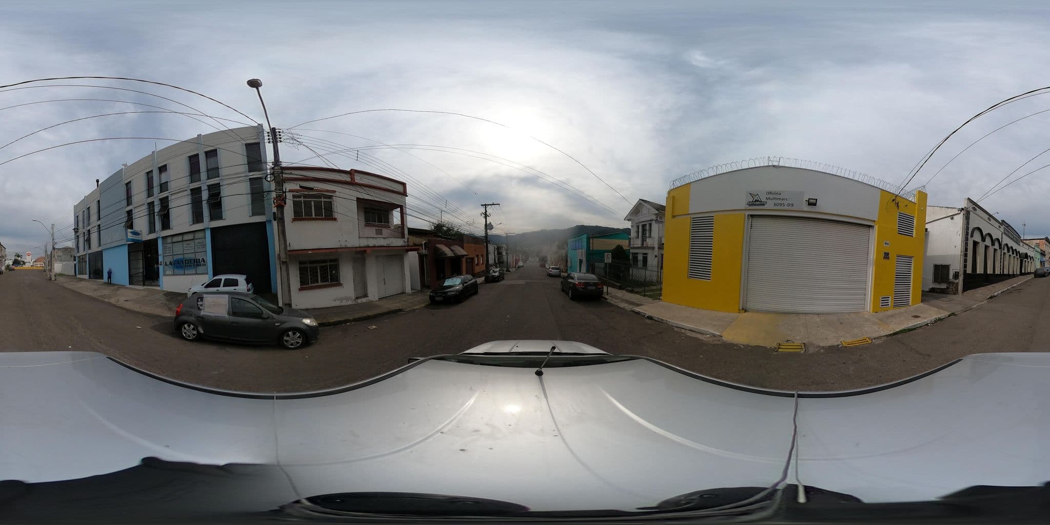 Street view near Antigo Hotel Hamburgo, Santa Maria — © santamariense (CC BY-SA · Mapillary)
