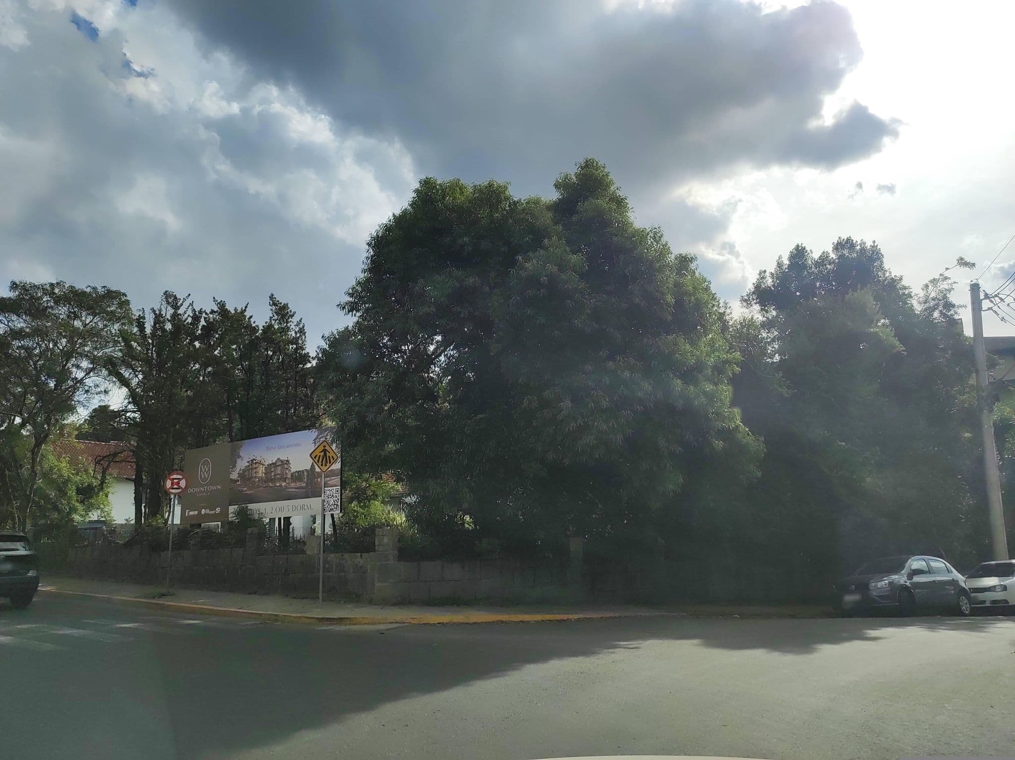 Street view near Grande hotel, Canela — © diegokrein (CC BY-SA · Mapillary)