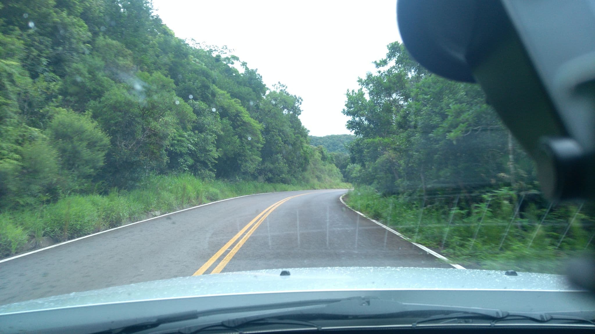Street view near Discovery Canyon, Mampituba — © akawabat (CC BY-SA · Mapillary)