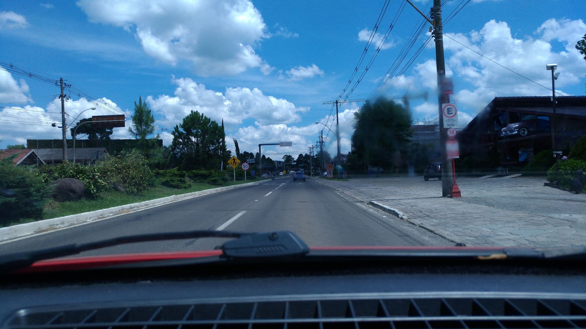 Street view near Hotel SESC, Gramado — © viniciusgrassi (CC BY-SA · Mapillary)