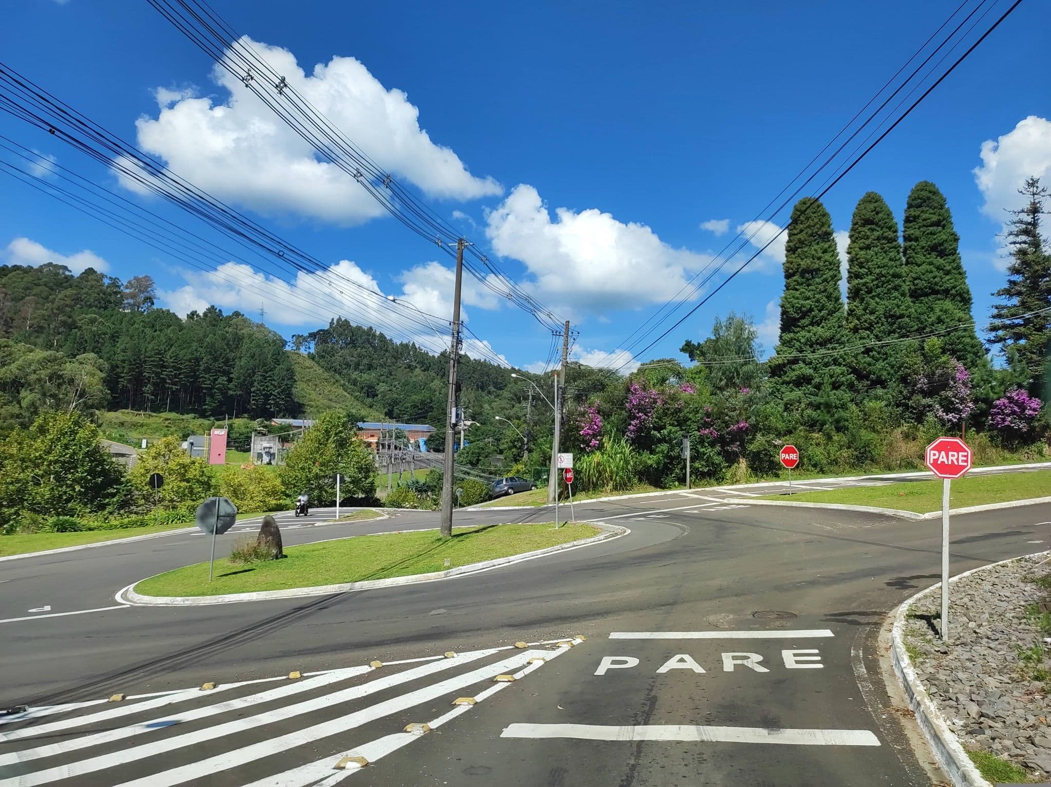 Street view near Piscina Coberta, Gramado — © diegokrein (CC BY-SA · Mapillary)