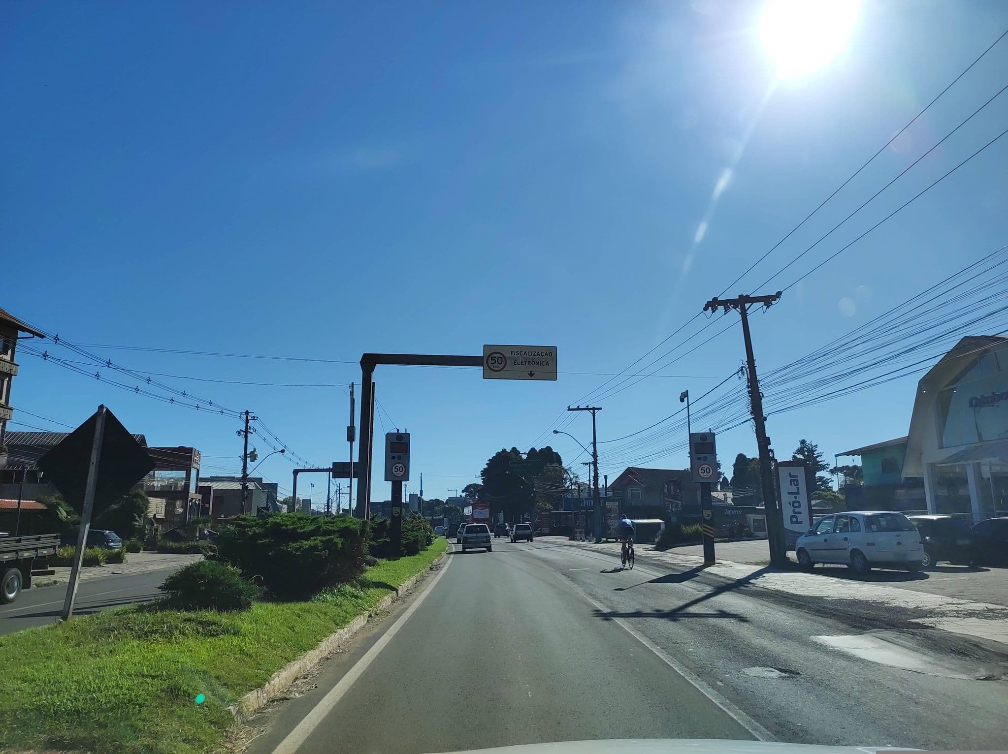 Street view near Oh Gramado Villa Hotel, Gramado — © diegokrein (CC BY-SA · Mapillary)
